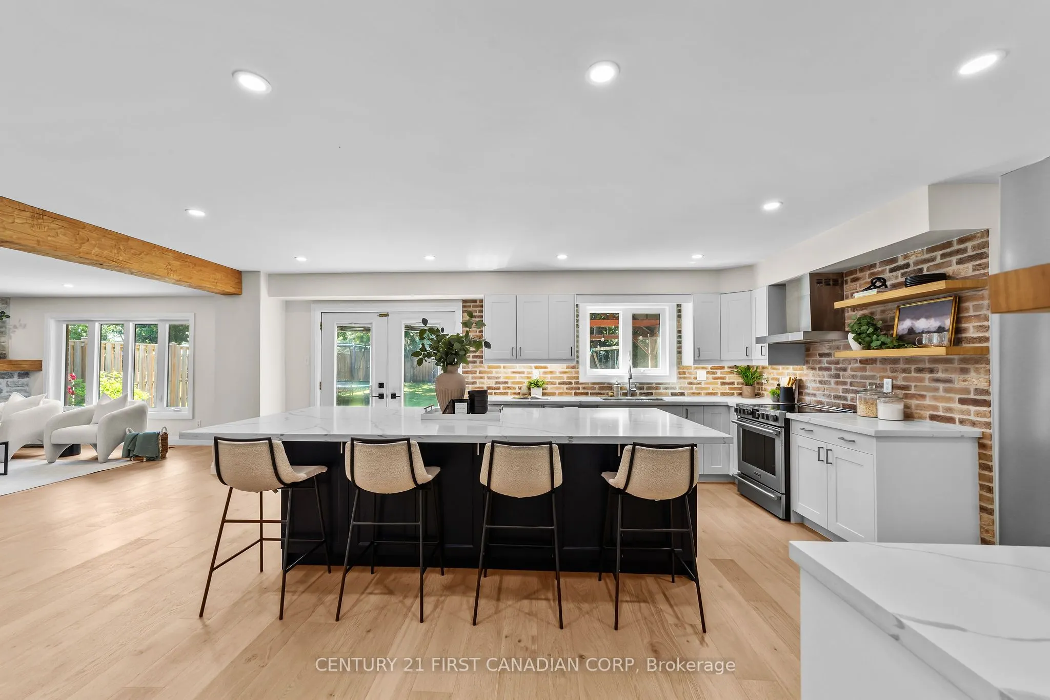 512 Rosecliffe Terrace
