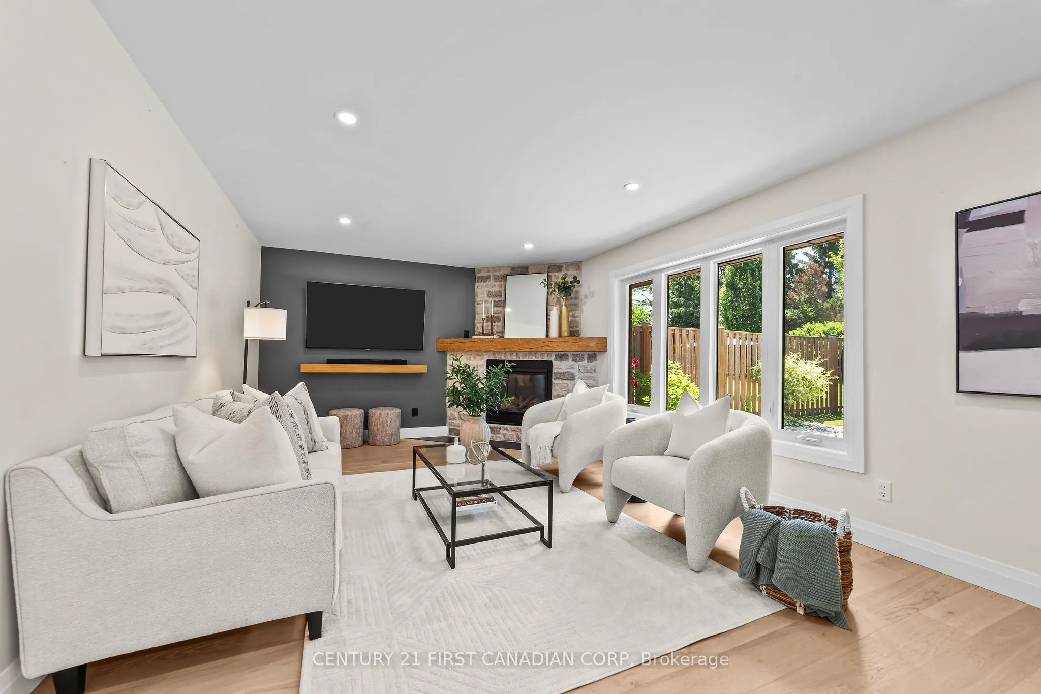 512 Rosecliffe Terrace