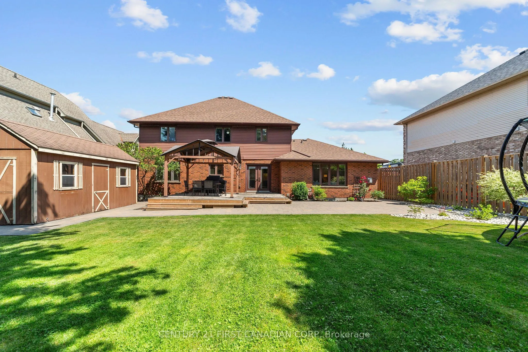 512 Rosecliffe Terrace