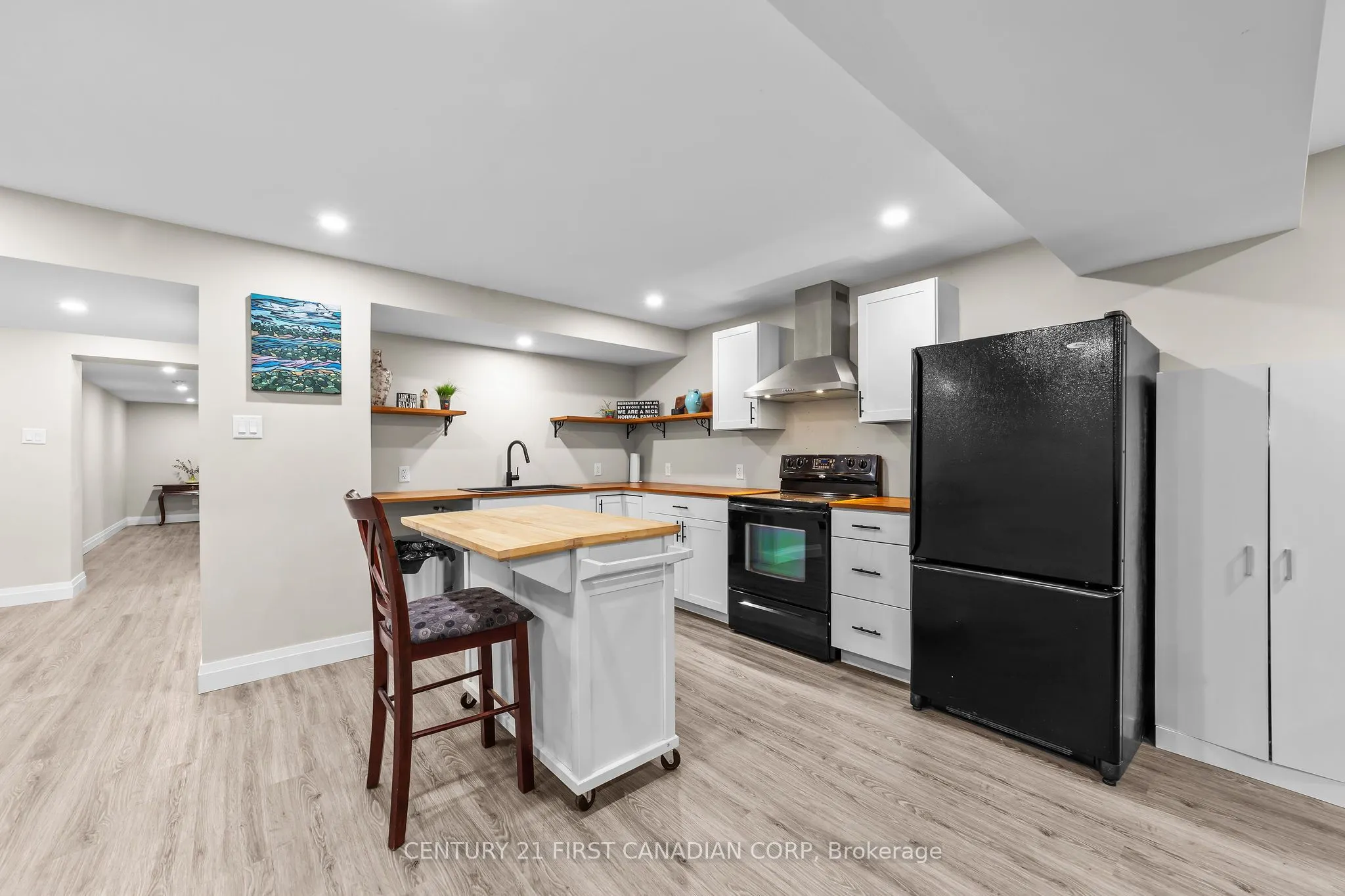 512 Rosecliffe Terrace