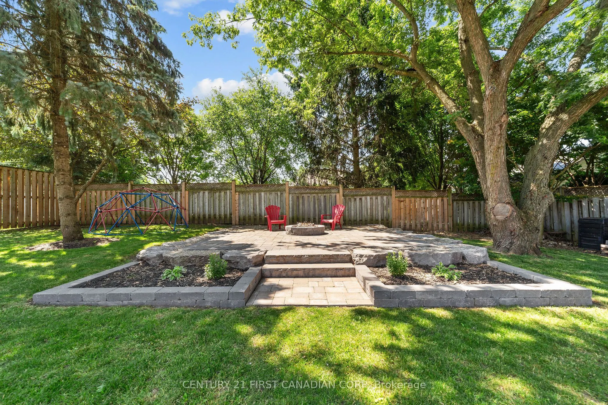512 Rosecliffe Terrace