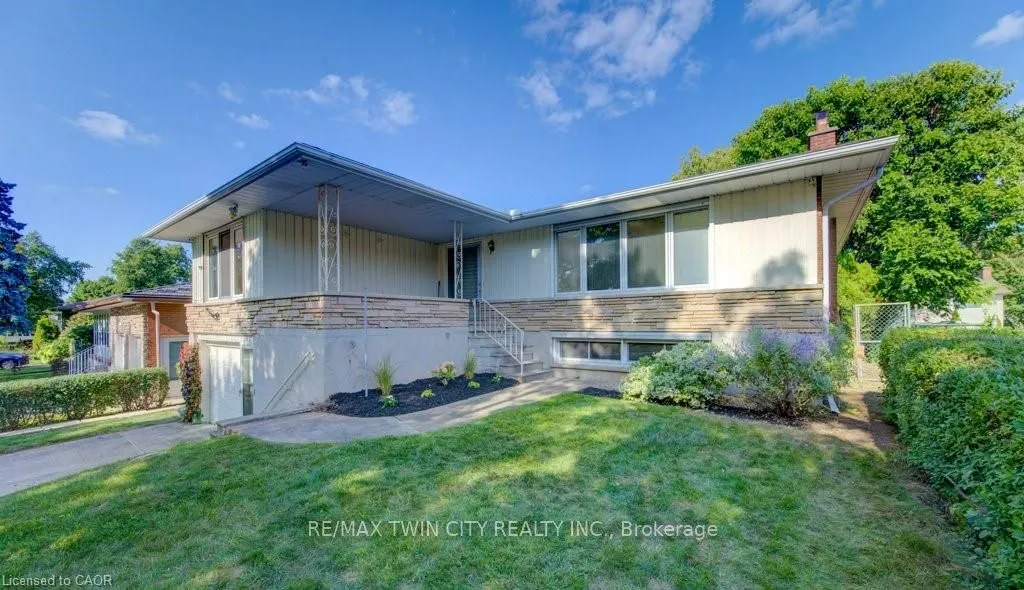 12 Old York Crescent