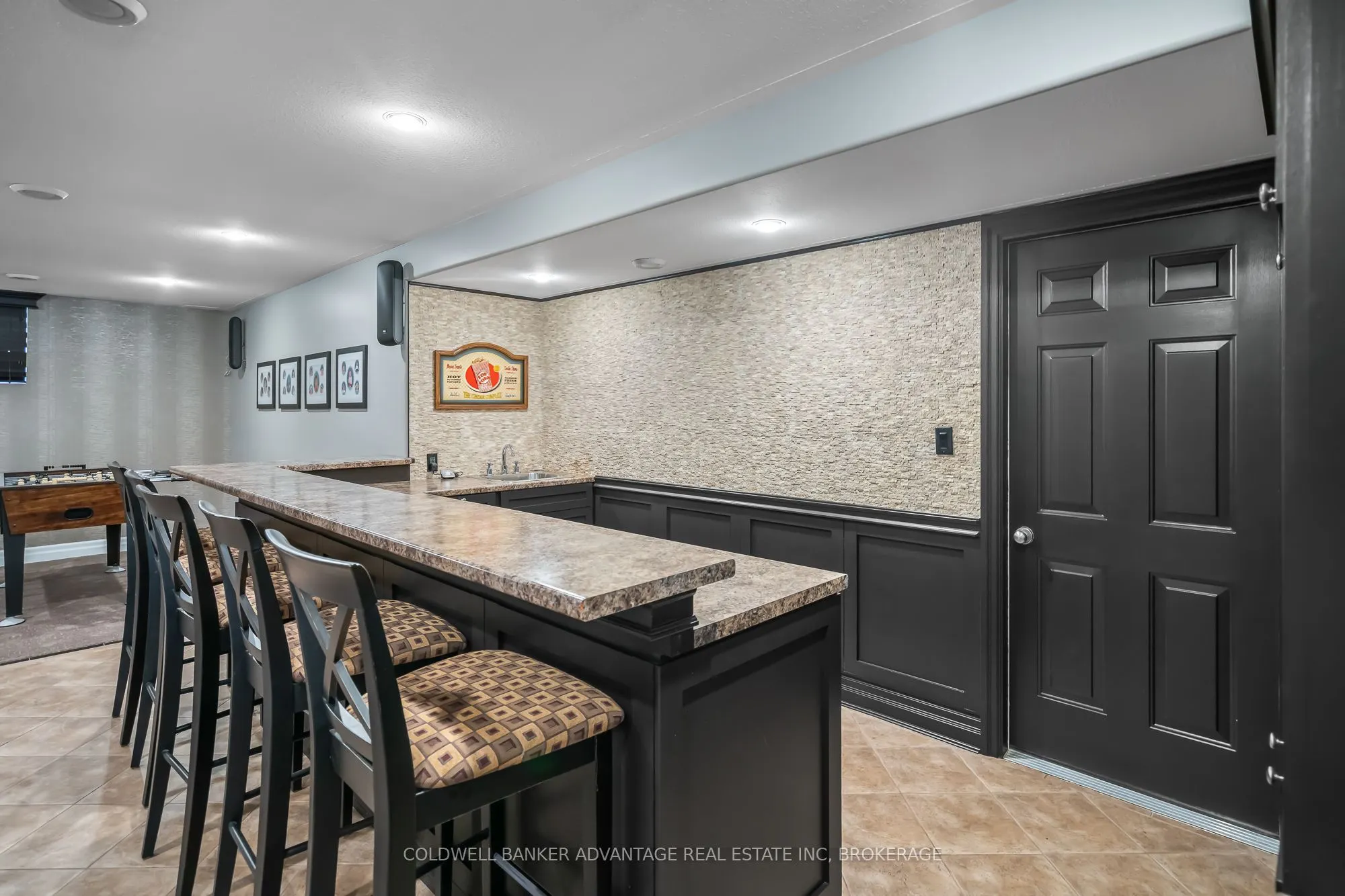 152 Redwood Court