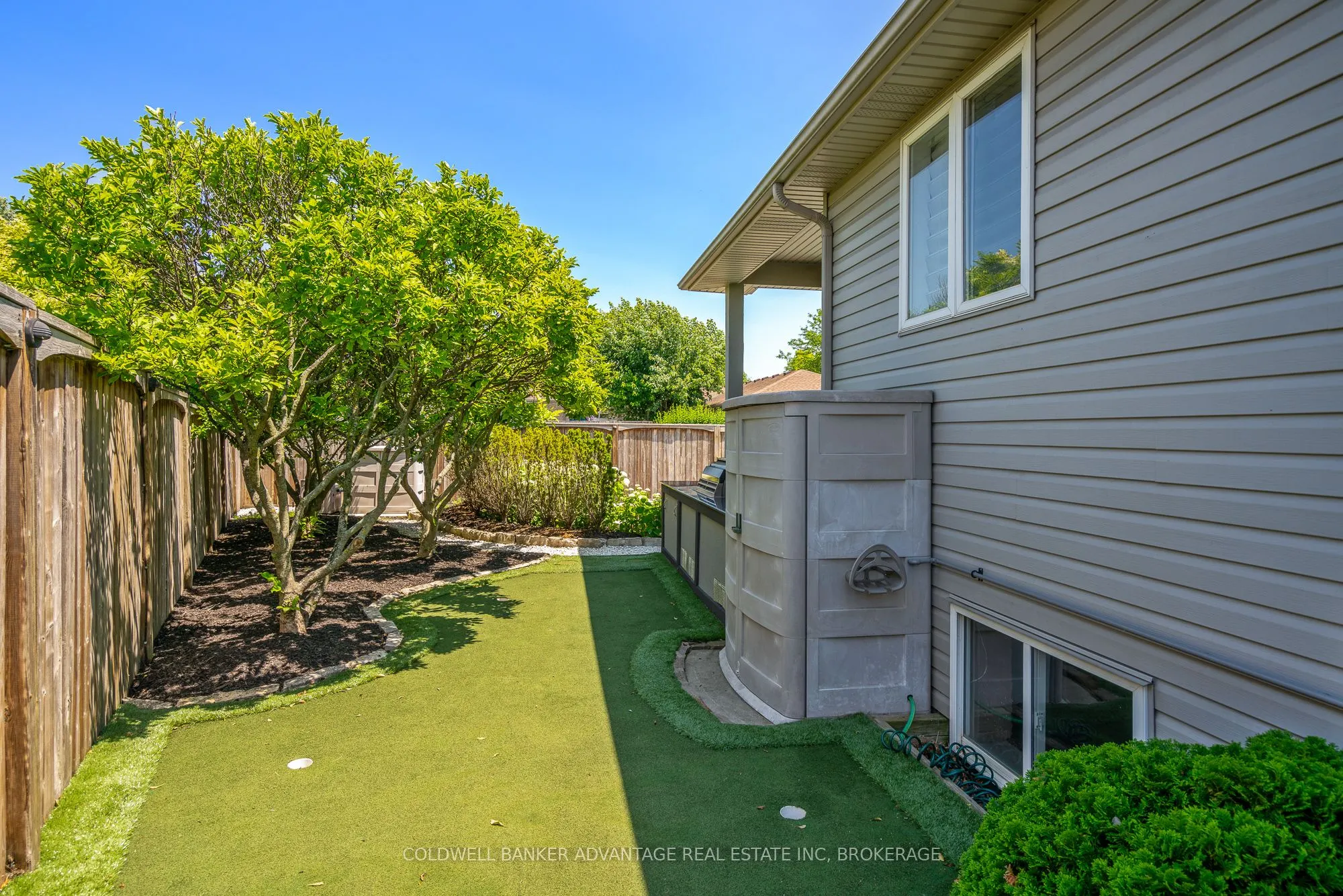 152 Redwood Court