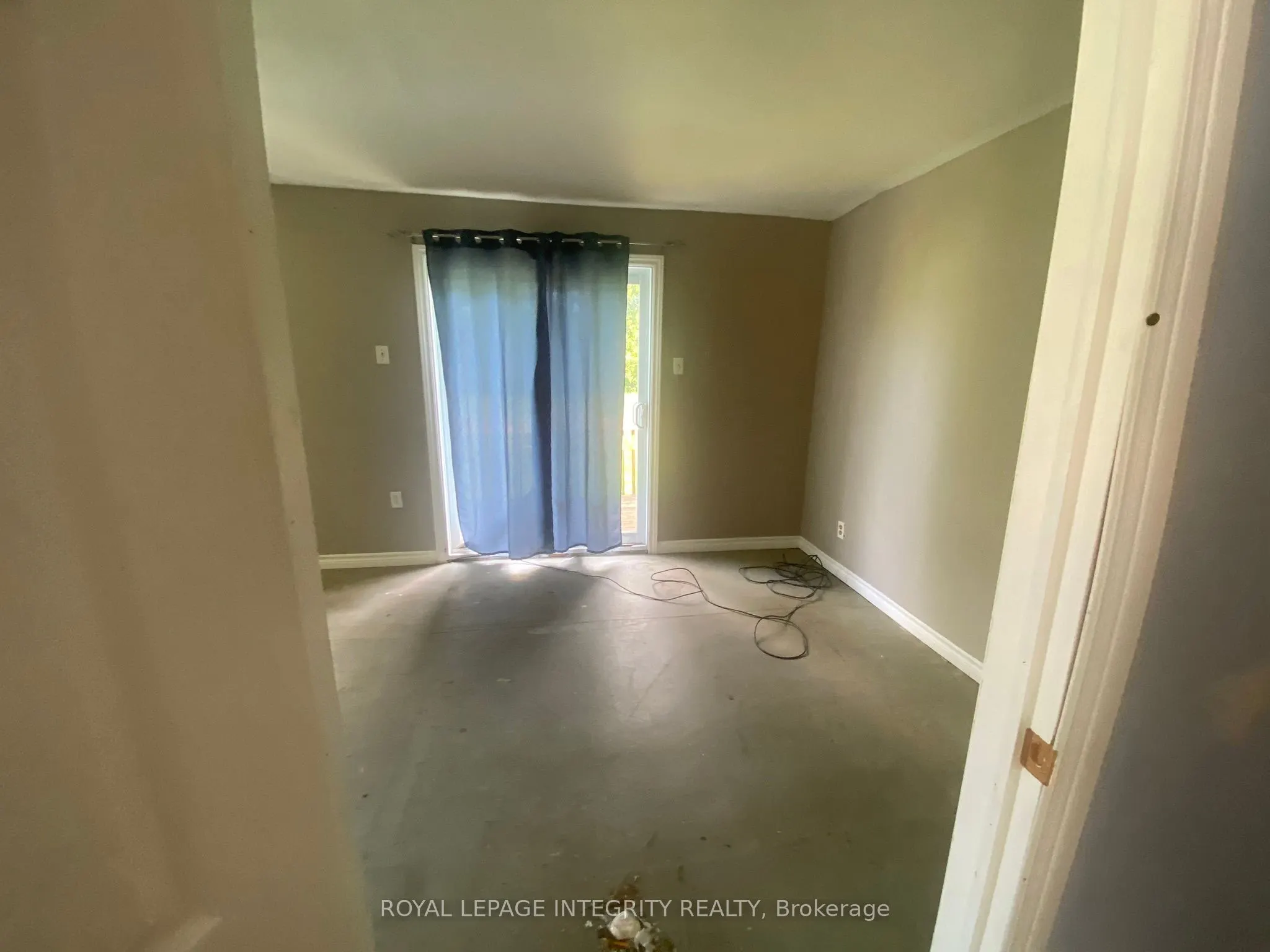 2415 DU LAC Road