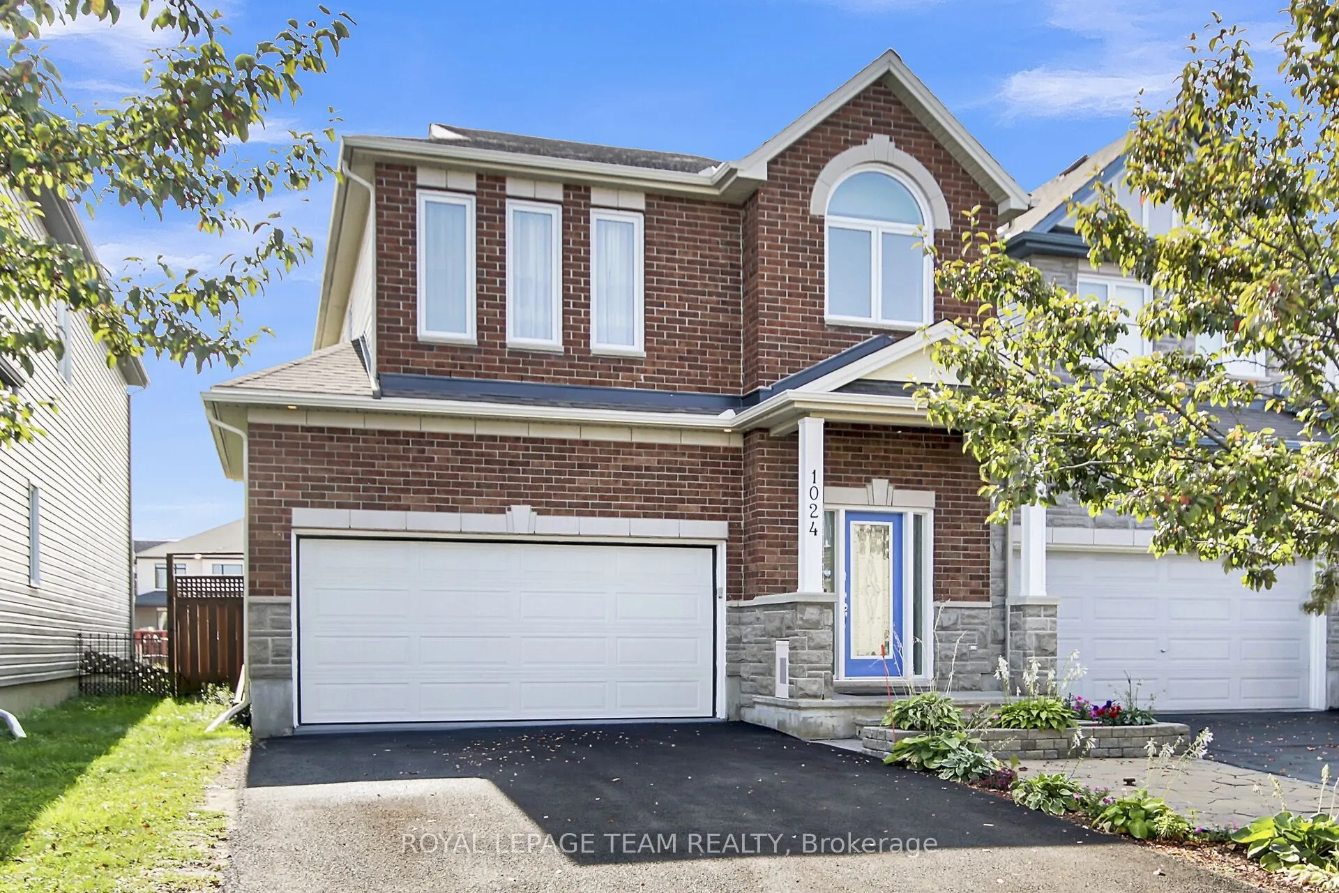 1024 Northgraves Crescent