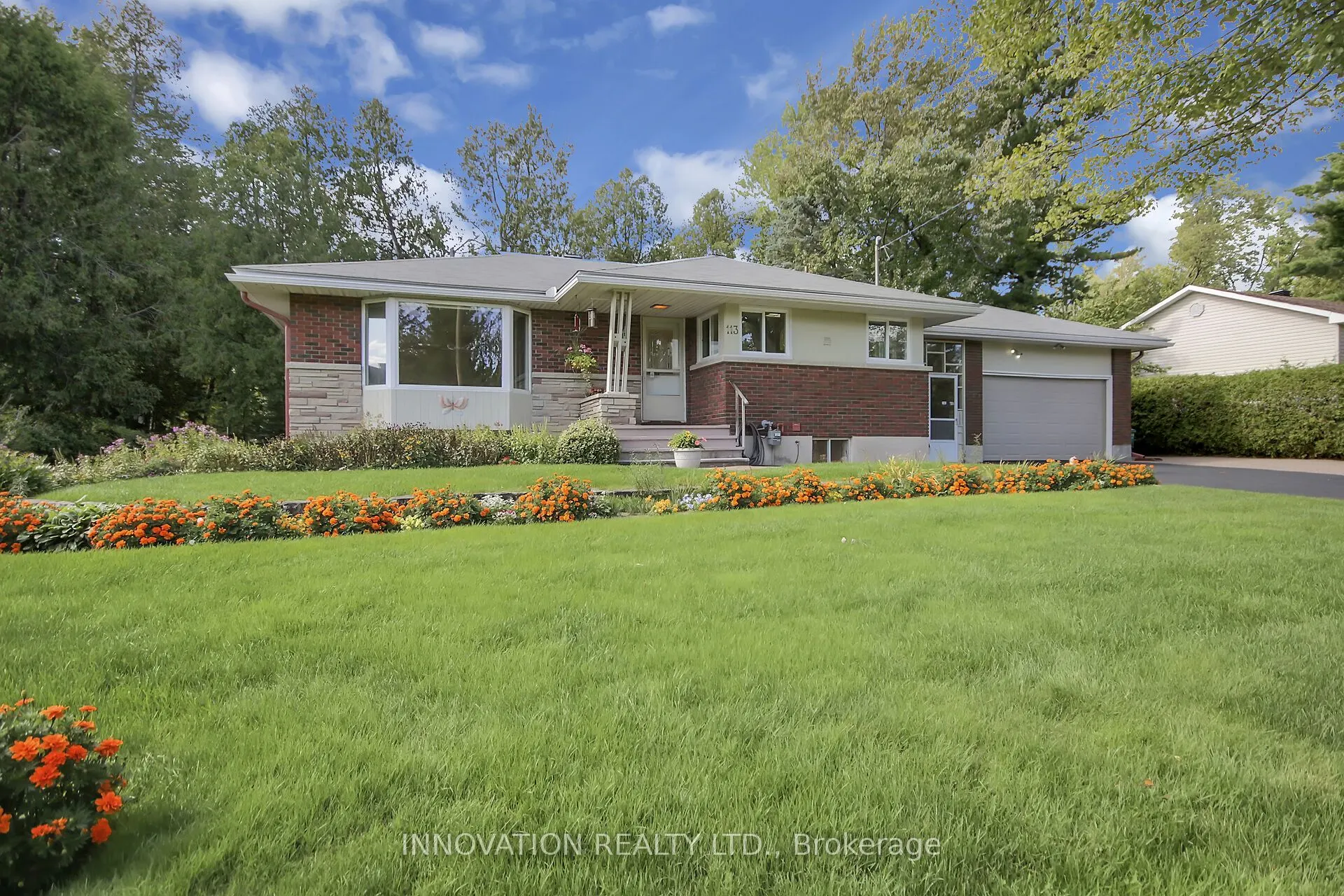 113 Grenfell Crescent N