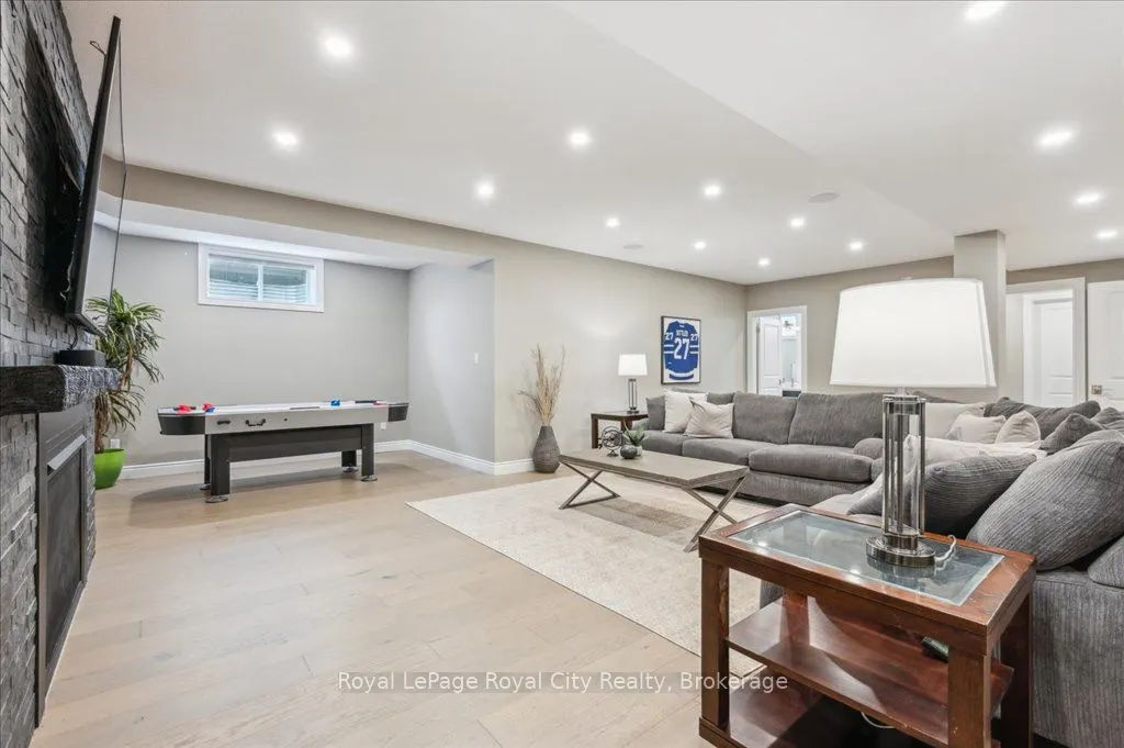 51 Ariss Glen Drive