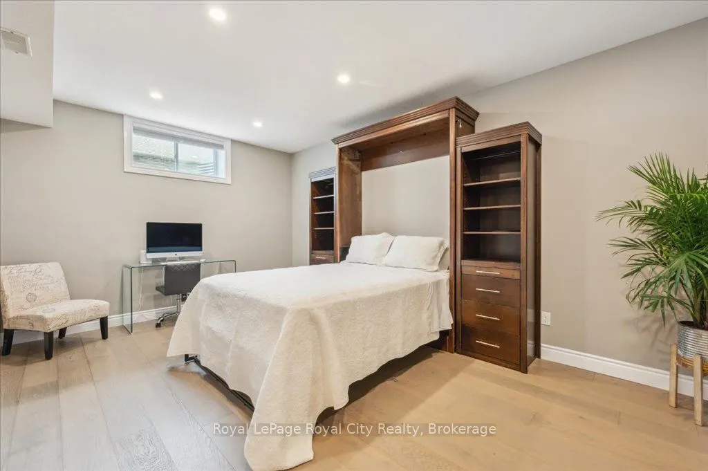 51 Ariss Glen Drive