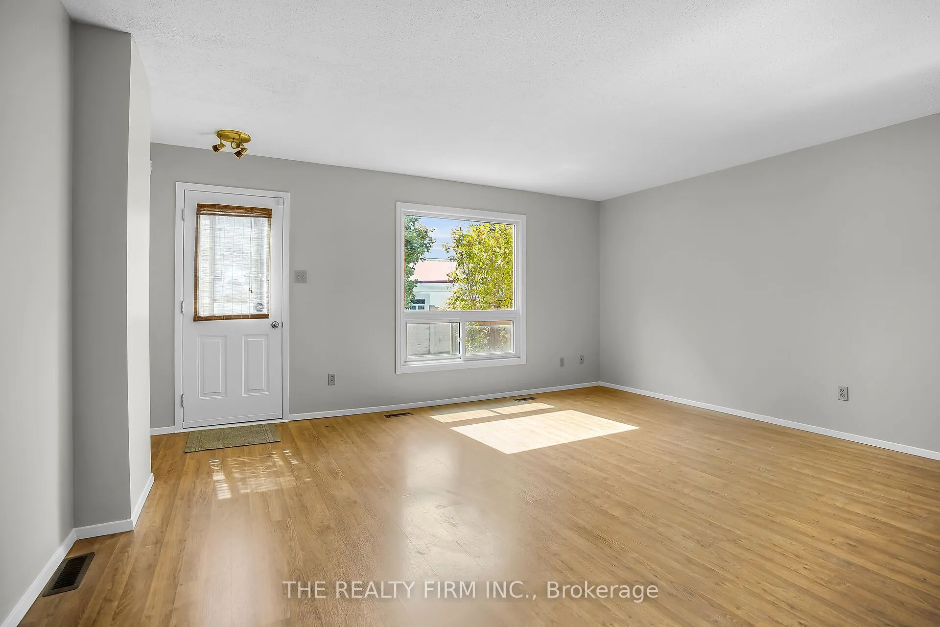151 Bonaventure Drive, #2