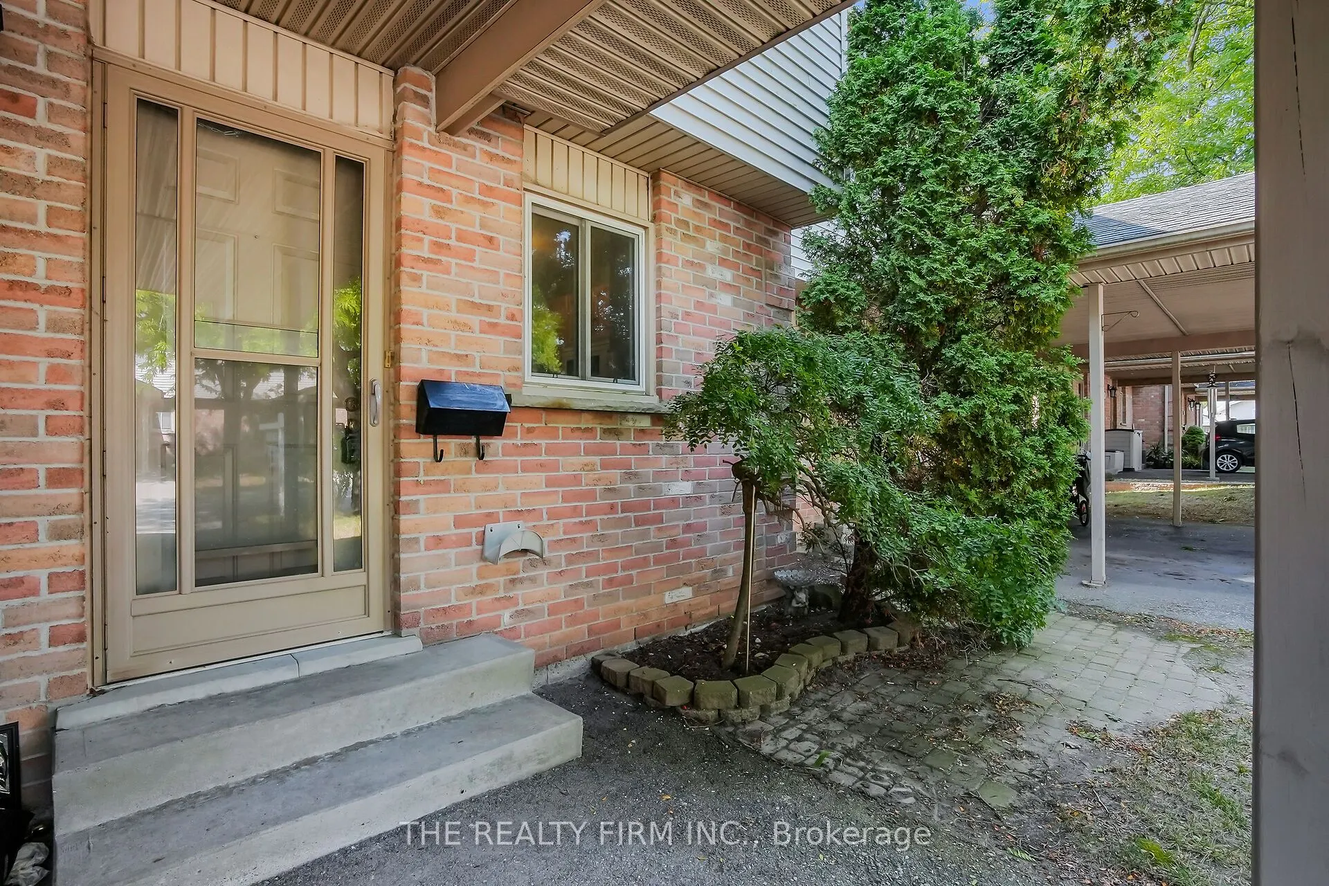 151 Bonaventure Drive, #2