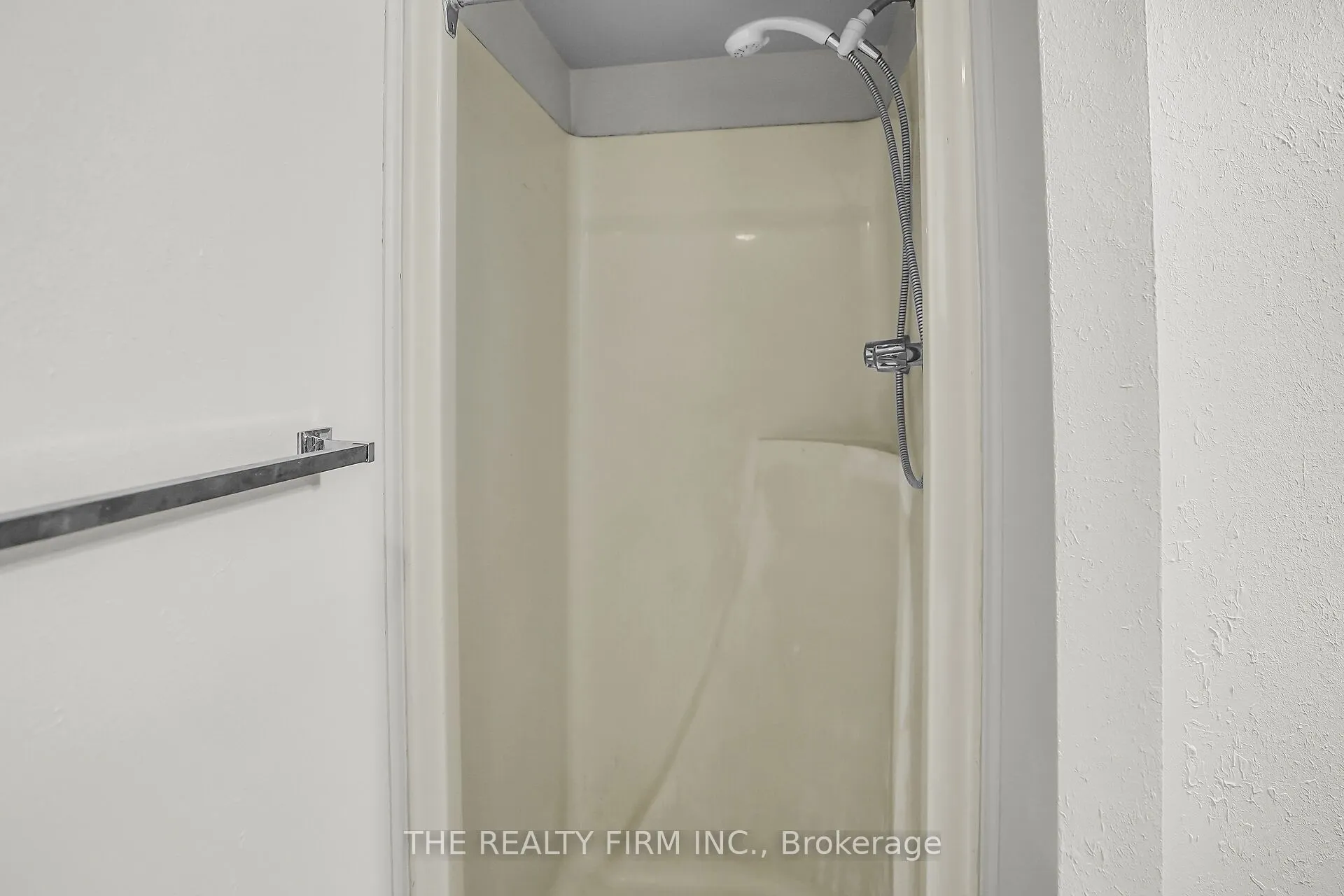 151 Bonaventure Drive, #2