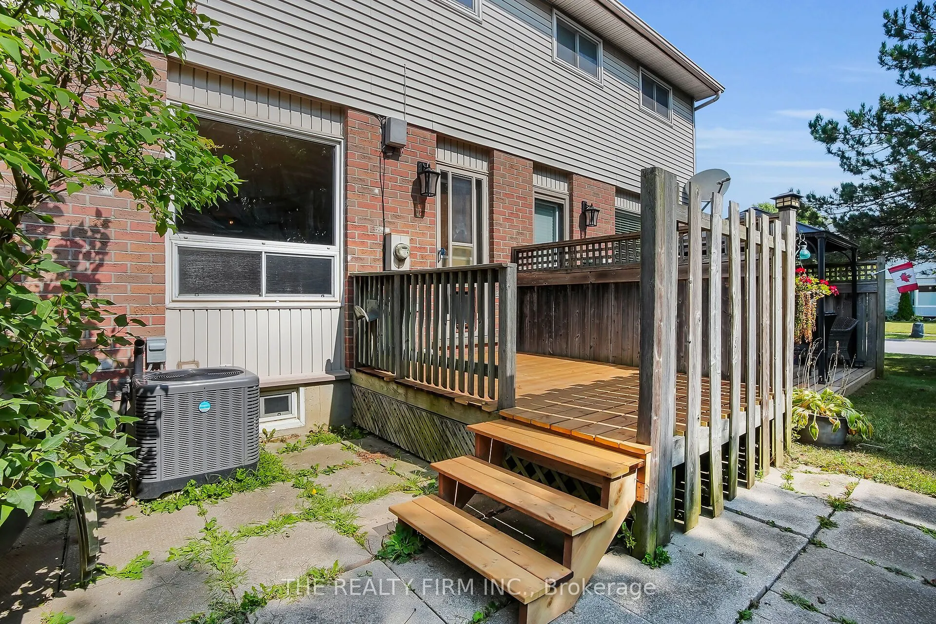 151 Bonaventure Drive, #2