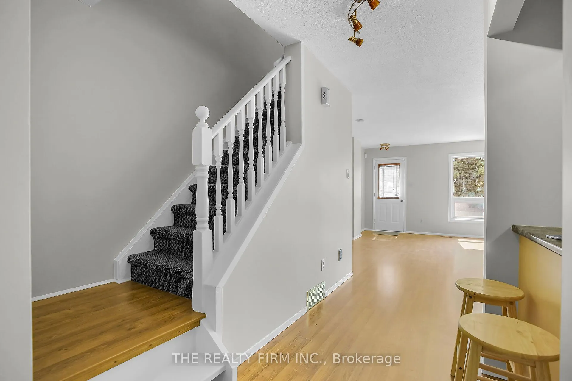 151 Bonaventure Drive, #2