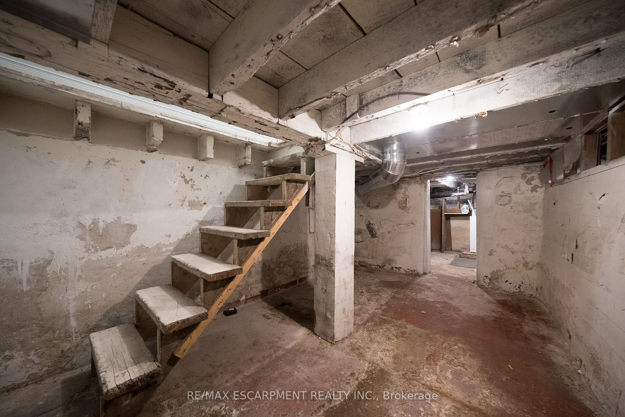 169 Drummond Street