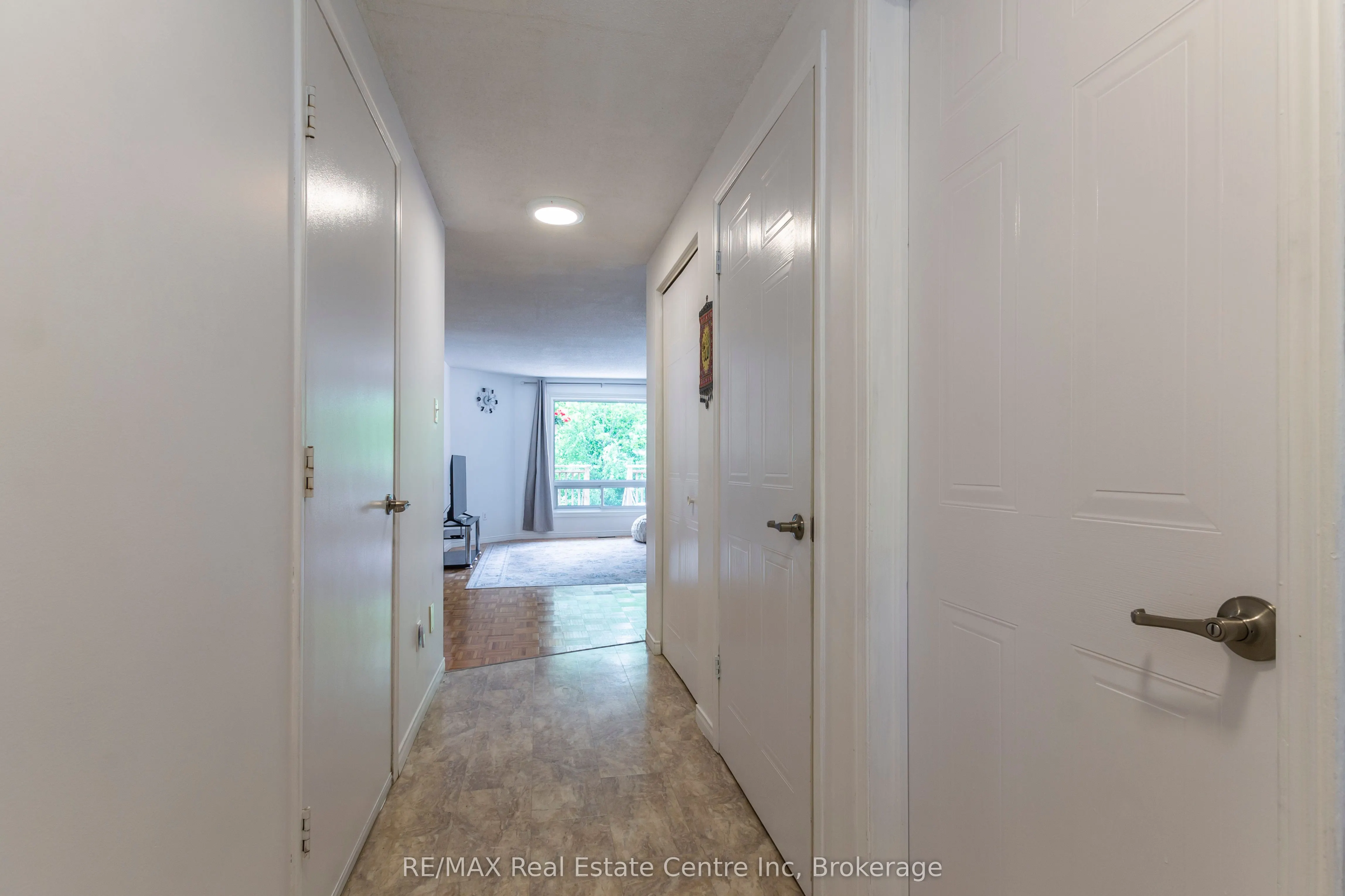 61 Grandridge Crescent
