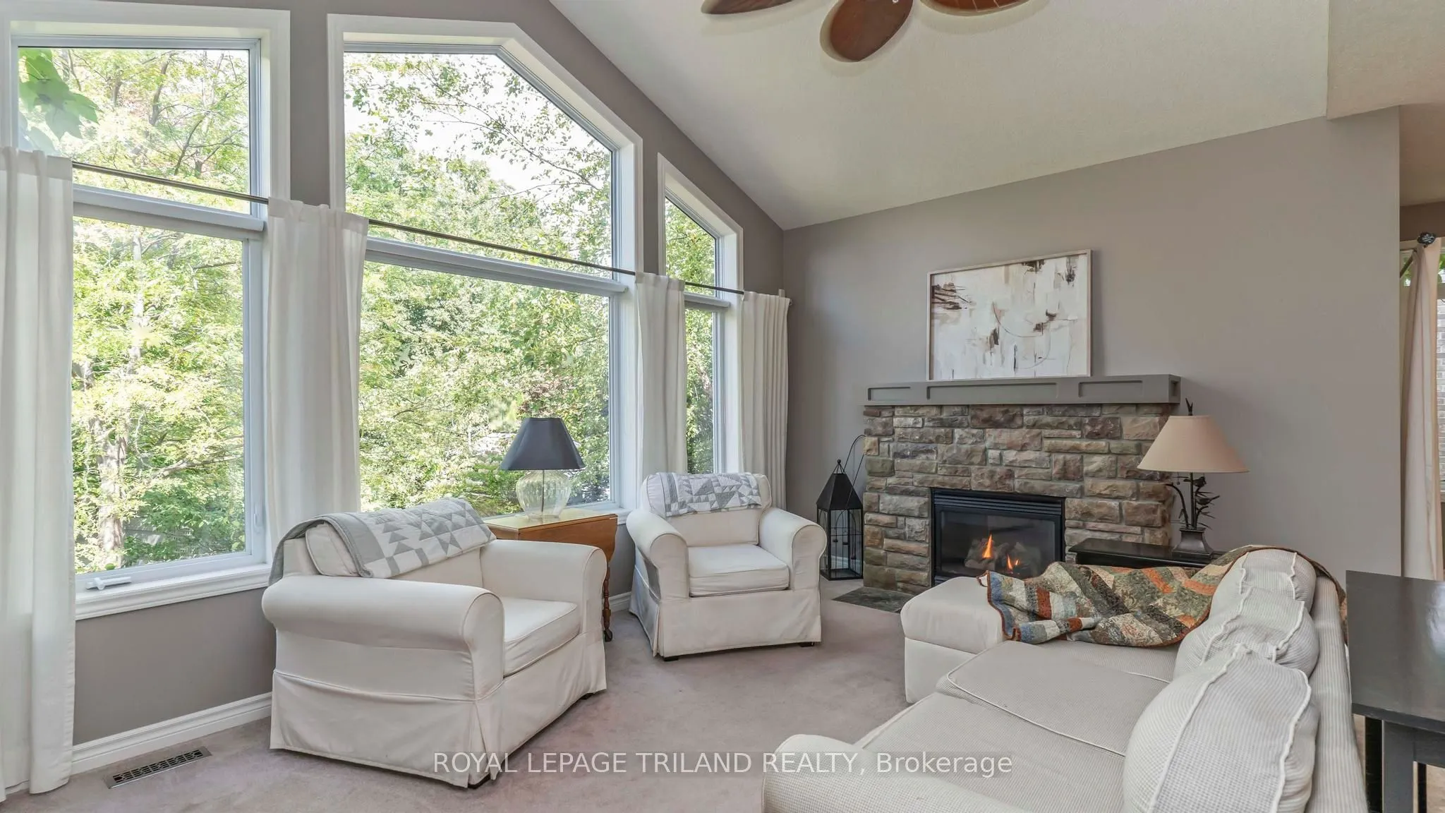 63 HUMMINGBIRD Lane
