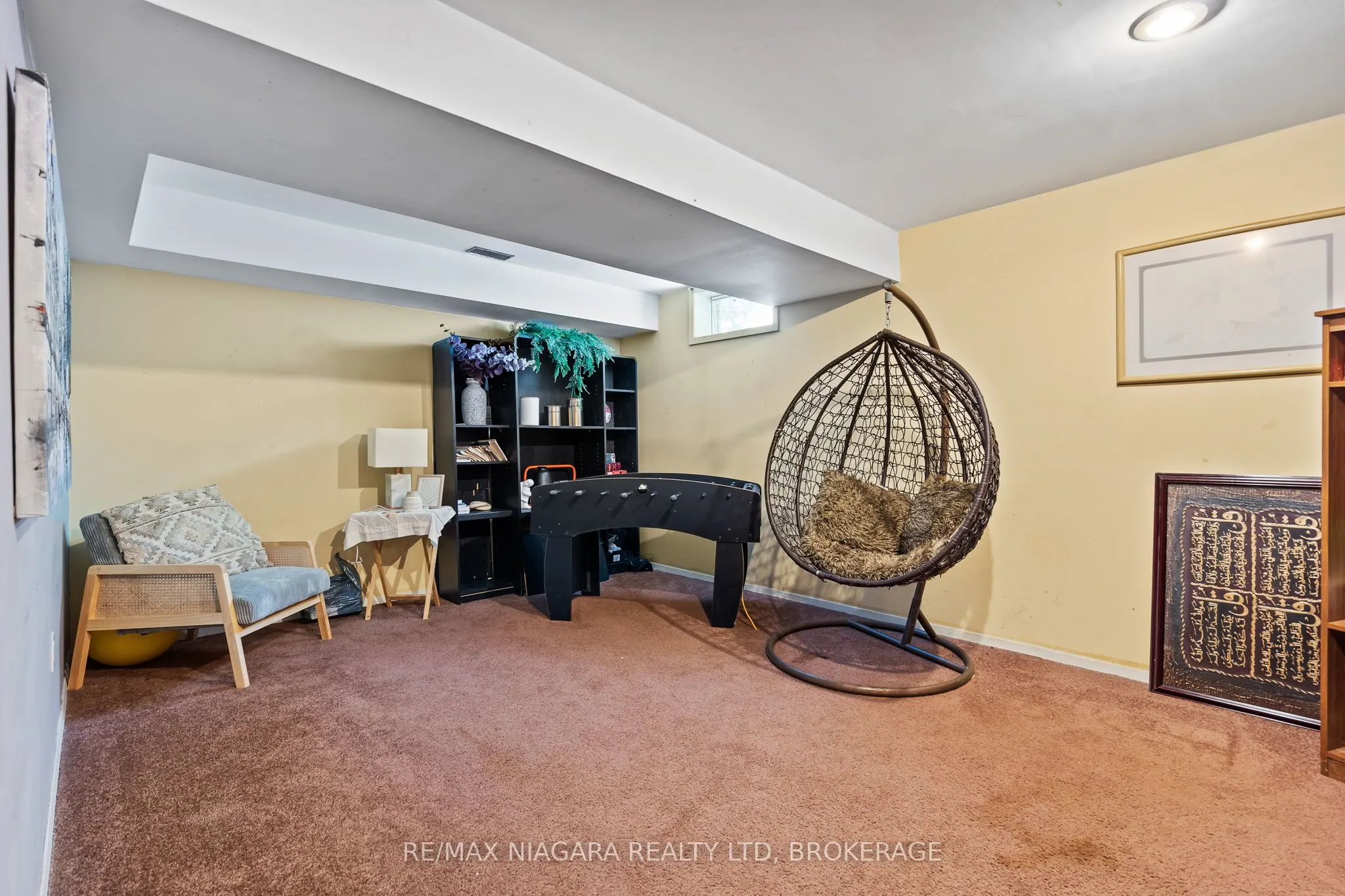 6555 Malibu Drive