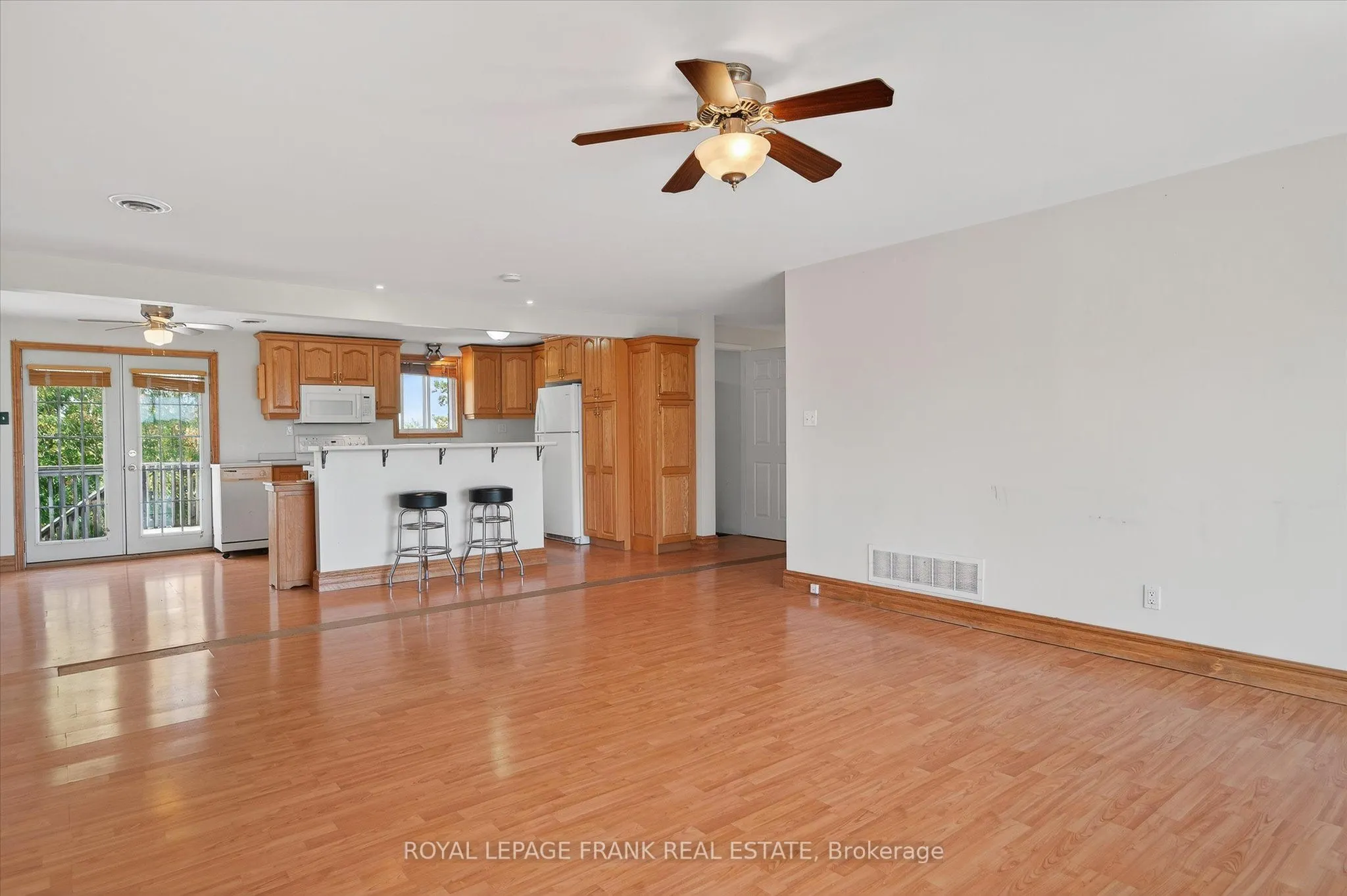 680 Serpent Mounds Road