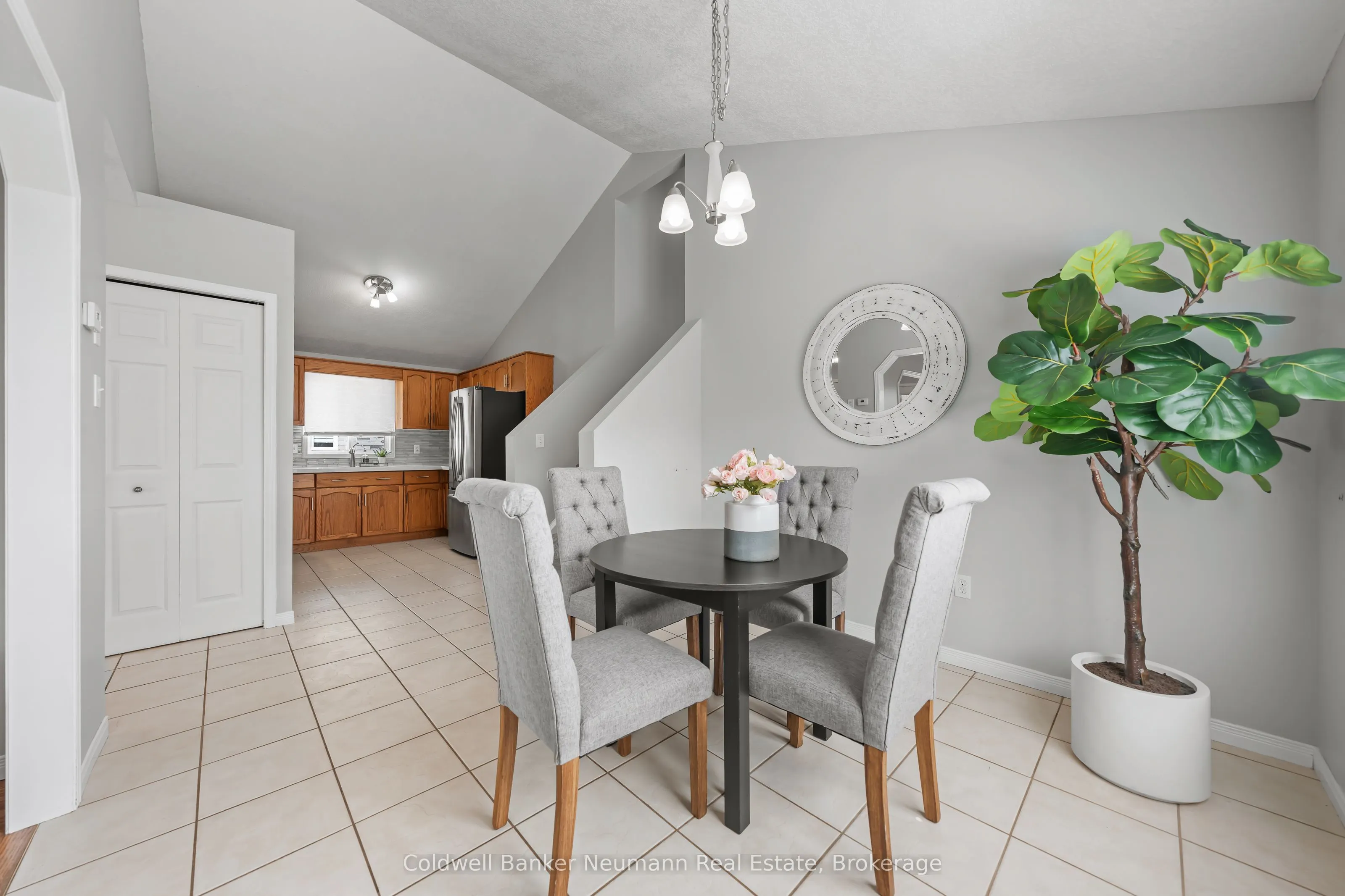 28 Bronwyn Place