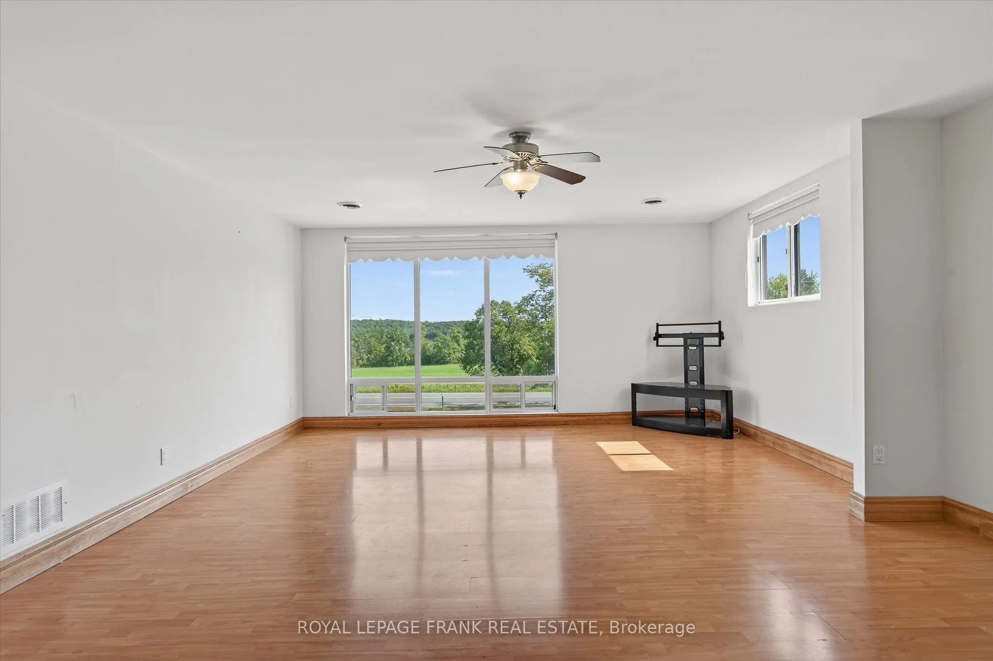 680 Serpent Mounds Road