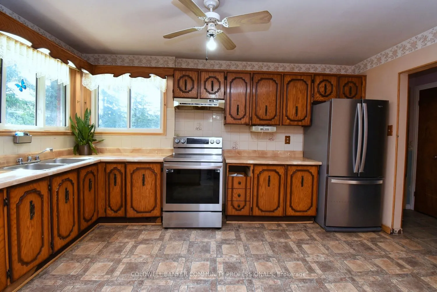 1164 Golf Club Road
