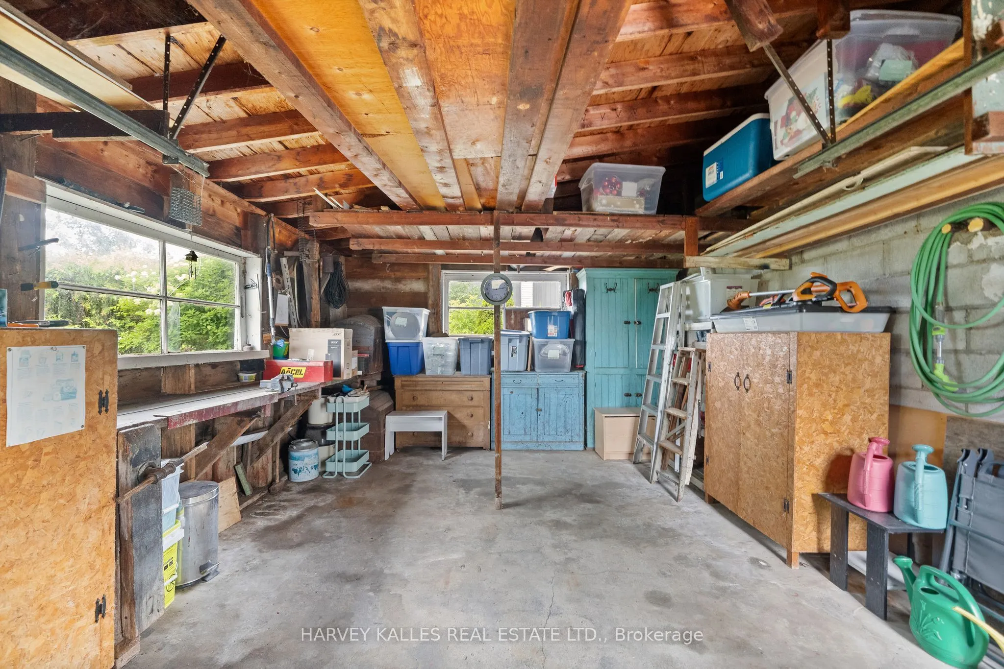 13997 Loyalist Parkway
