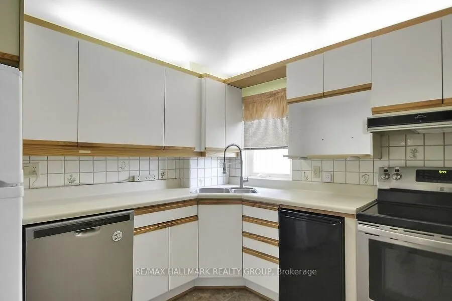 1081 Ambleside Drive, #410