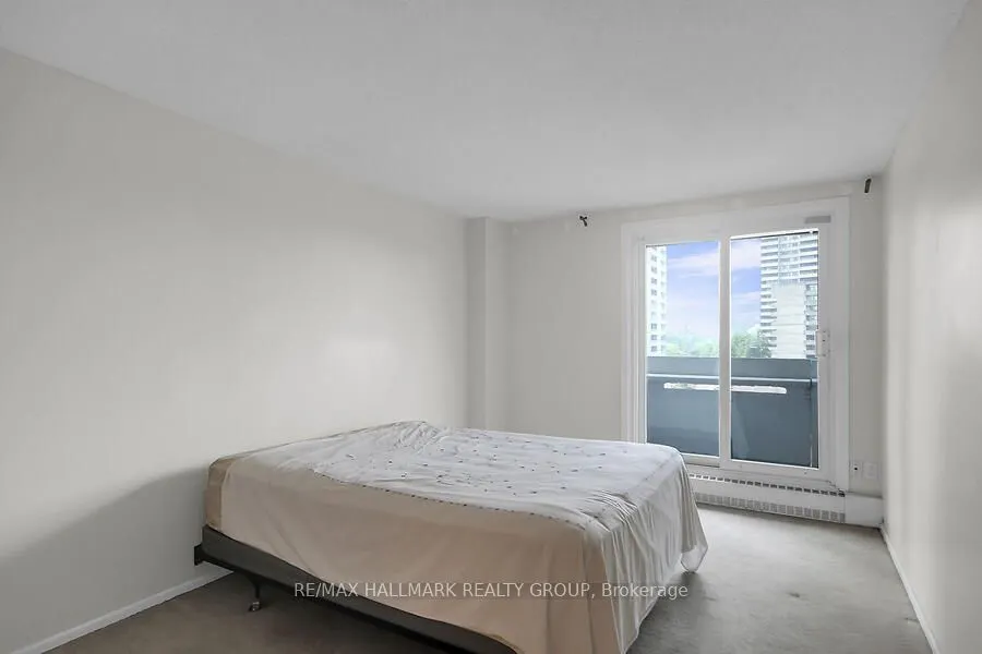 1081 Ambleside Drive, #410