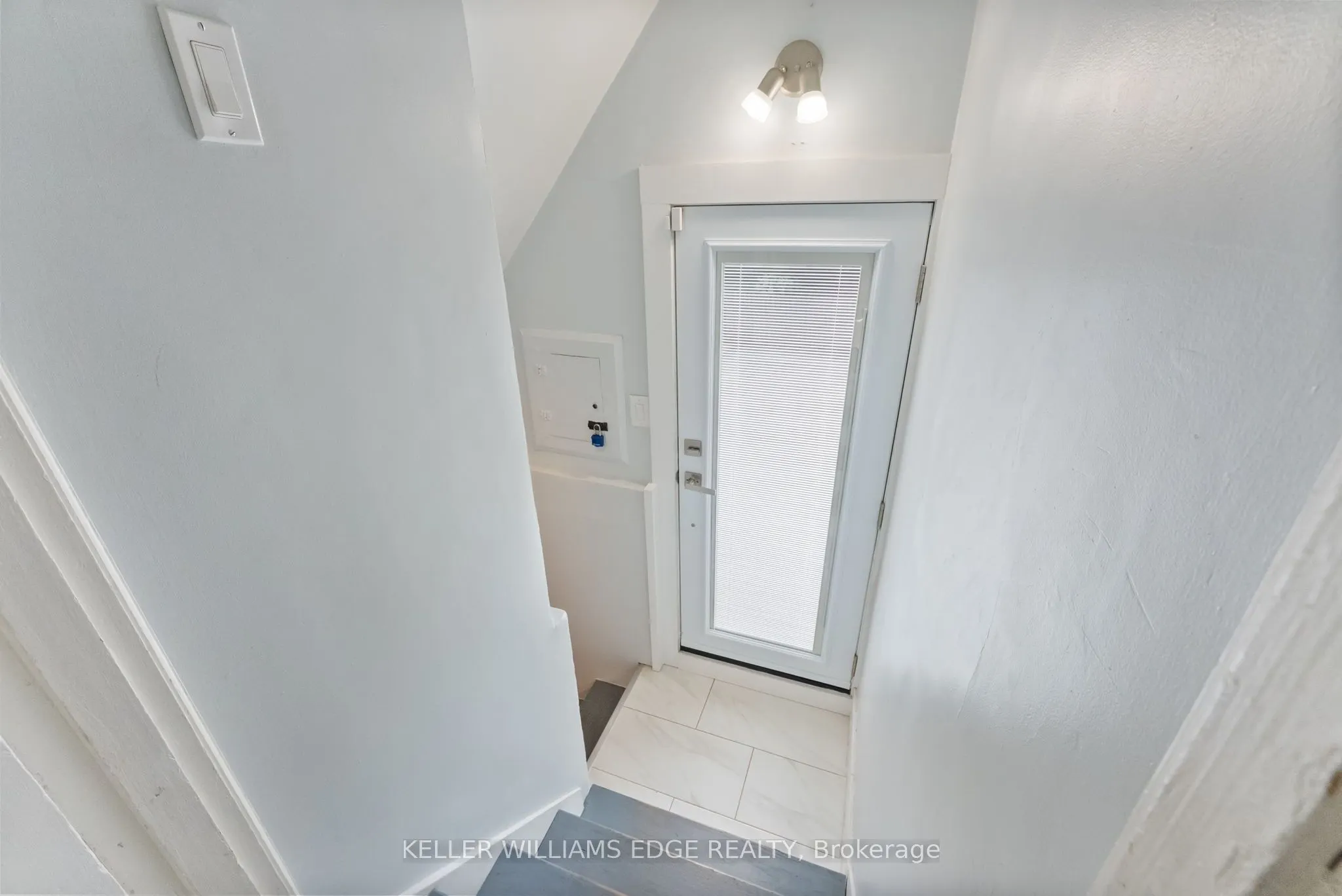 312 Wexford Avenue S