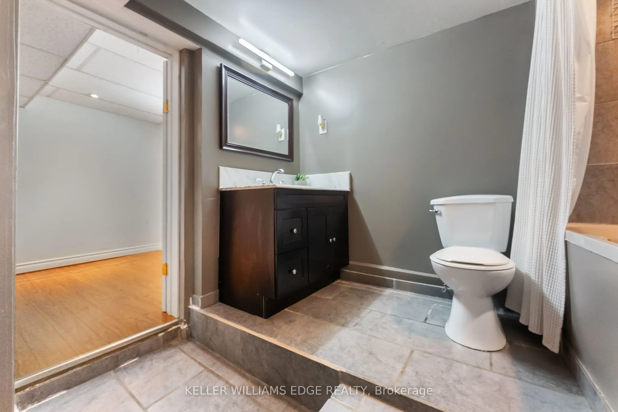 312 Wexford Avenue S