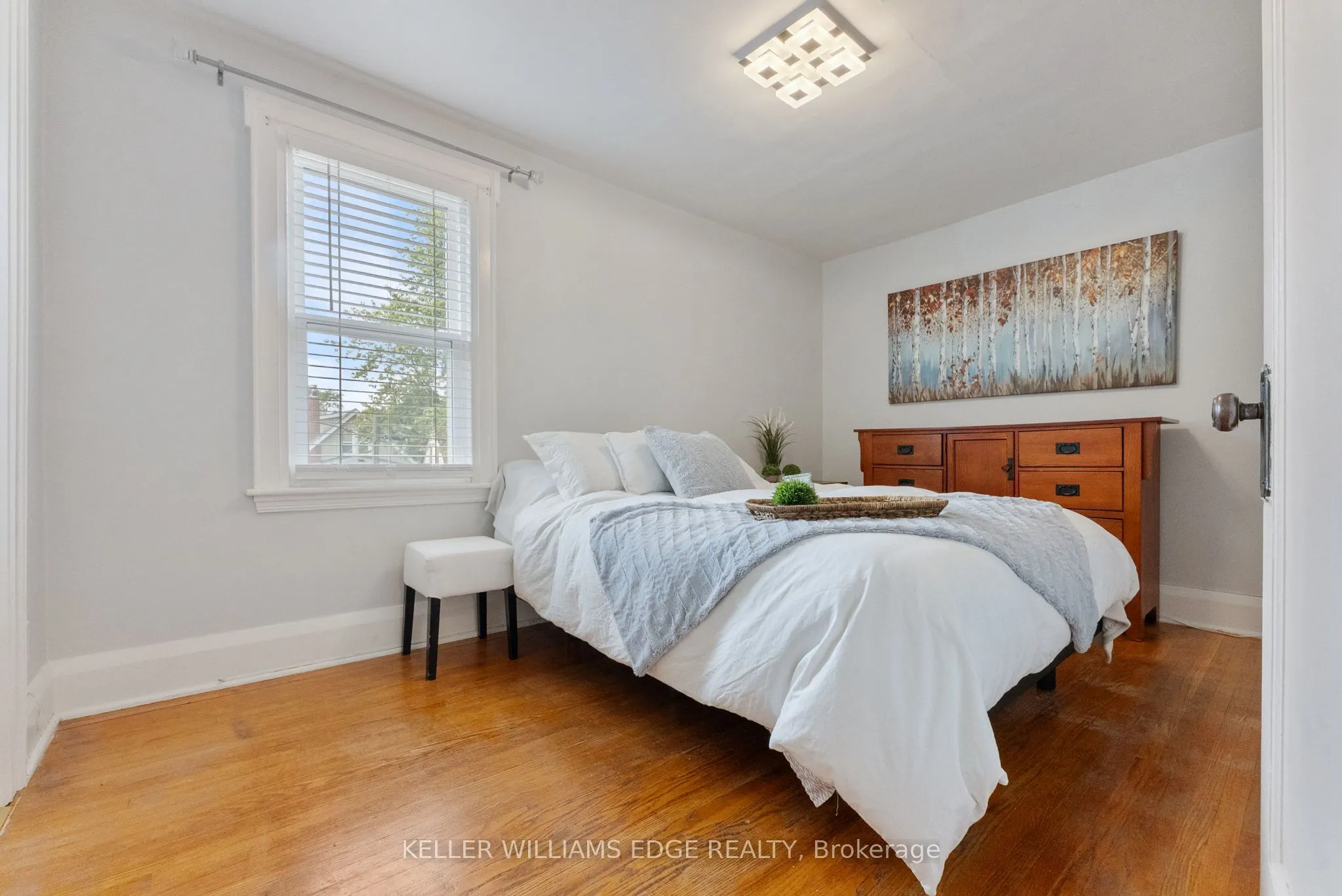312 Wexford Avenue S
