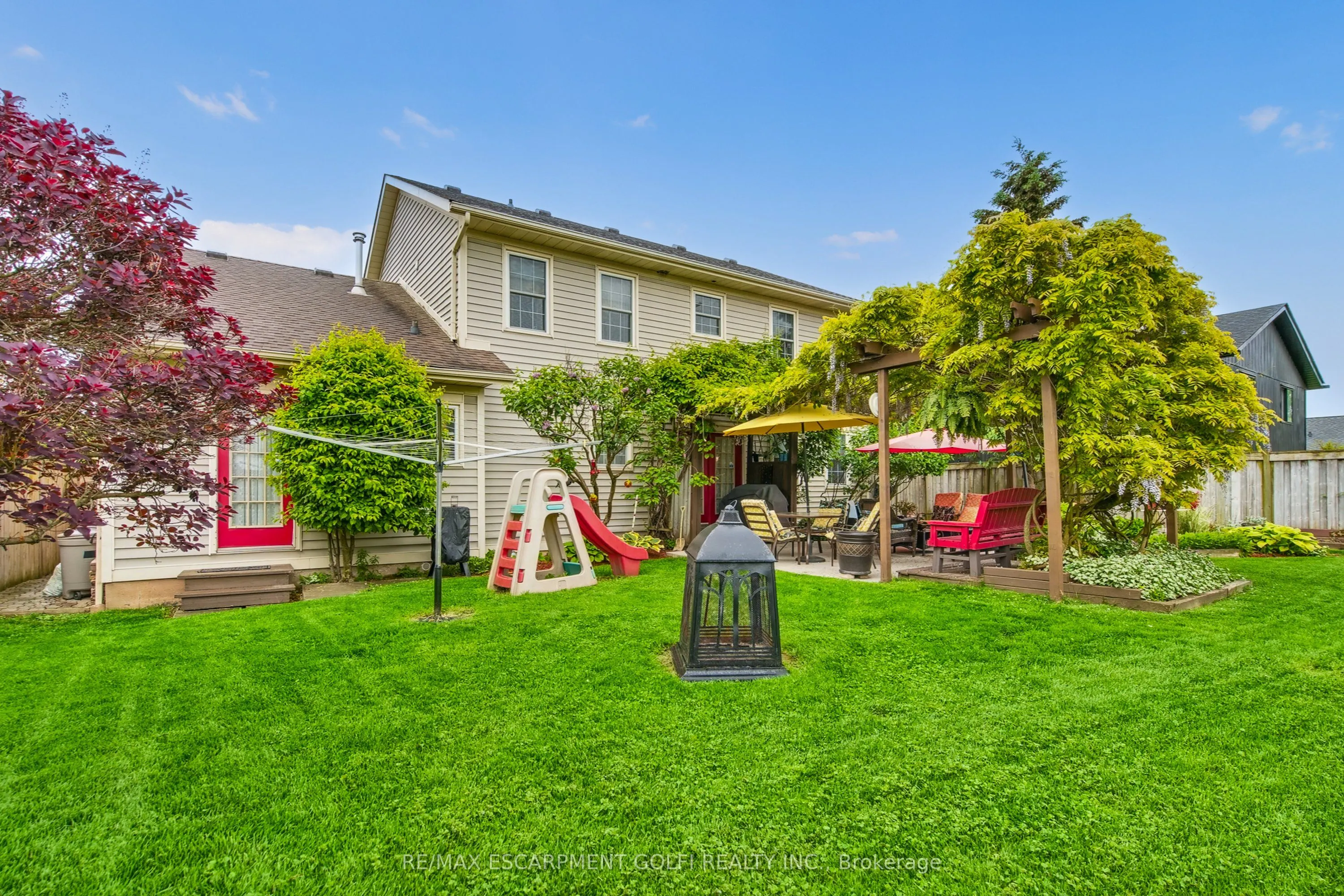 173 Green Pointe Drive