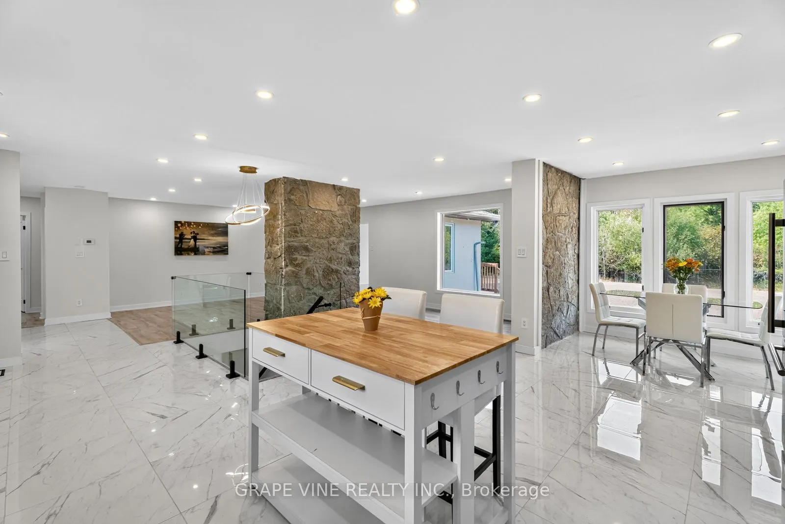 135 Manion Road