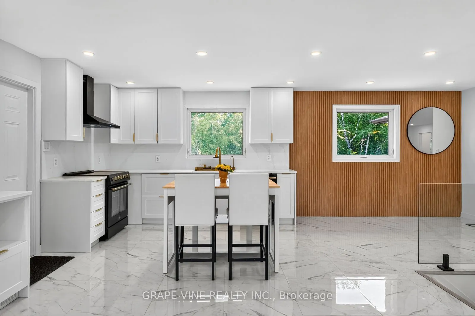 135 Manion Road