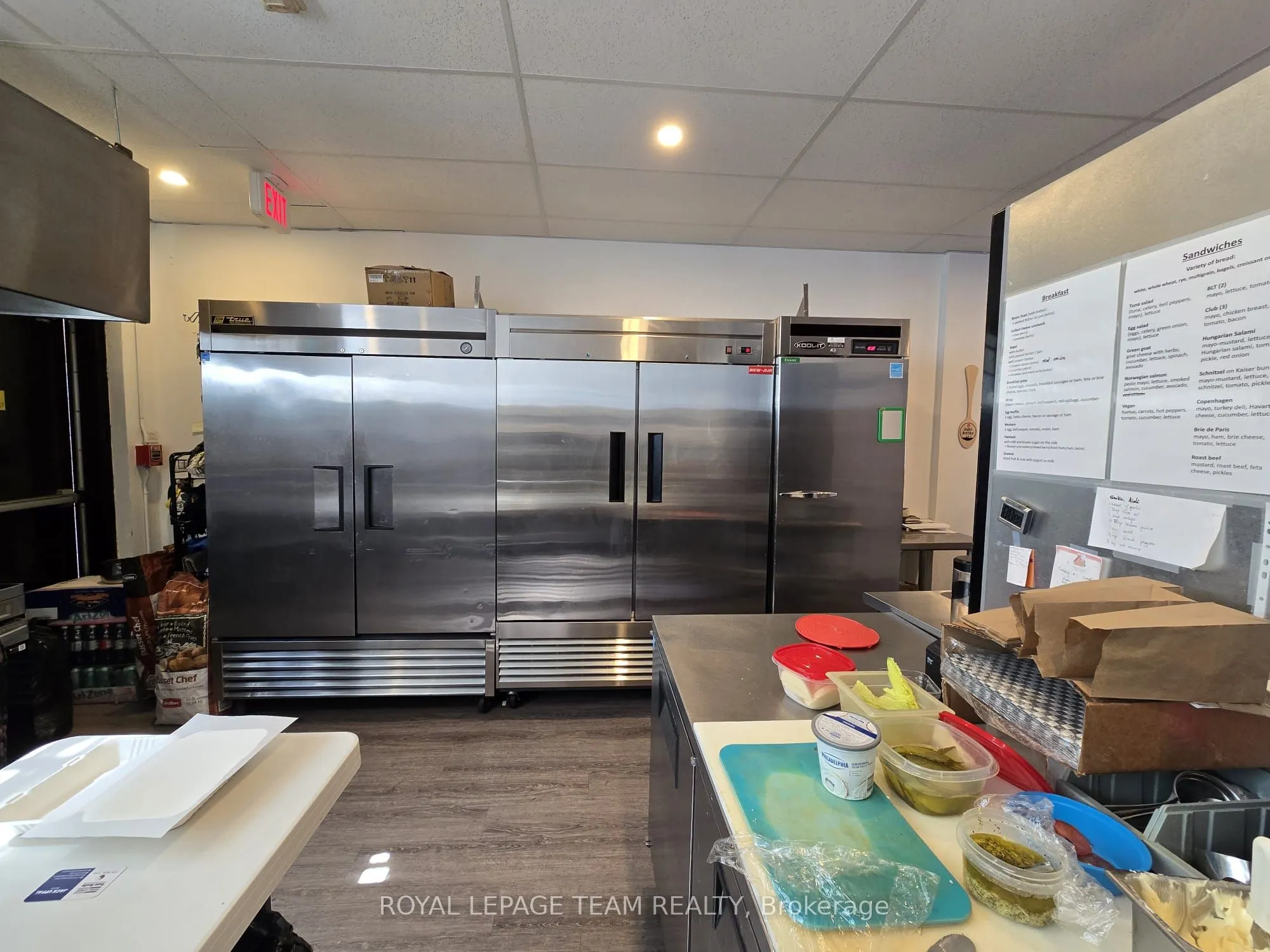 274 ELGIN Street