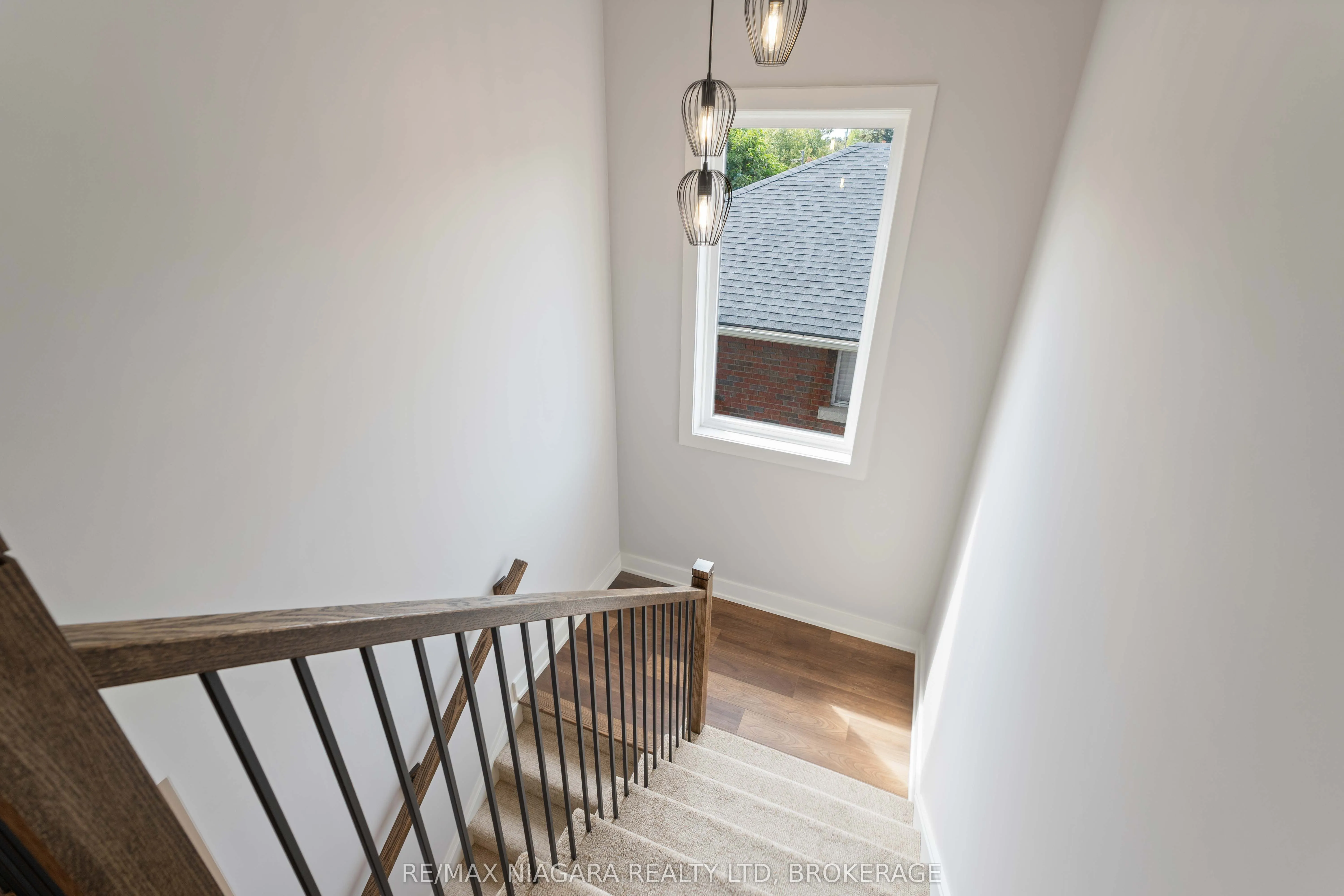35 Buchanan Road, #A