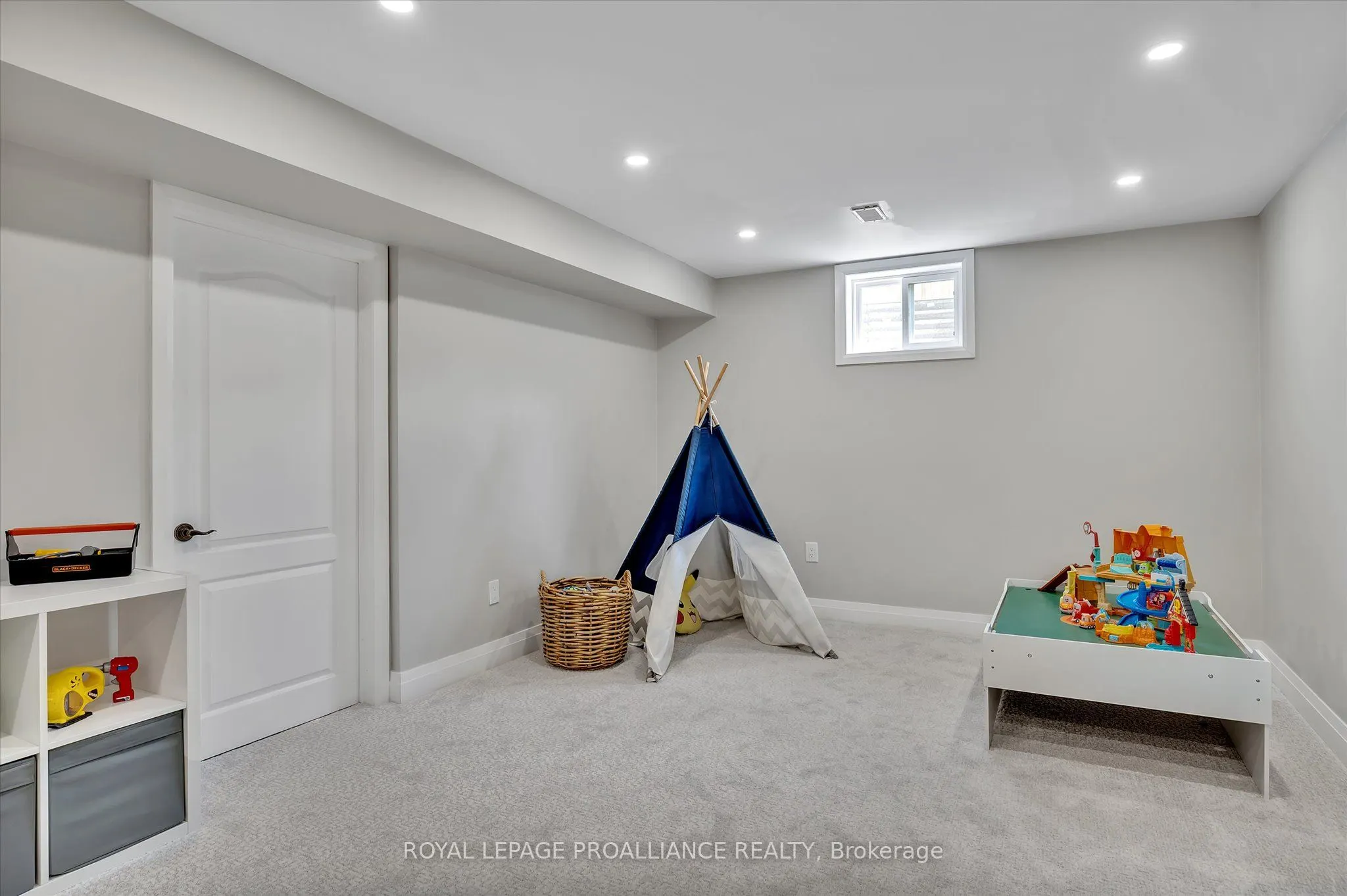 2112 Lorraine Drive