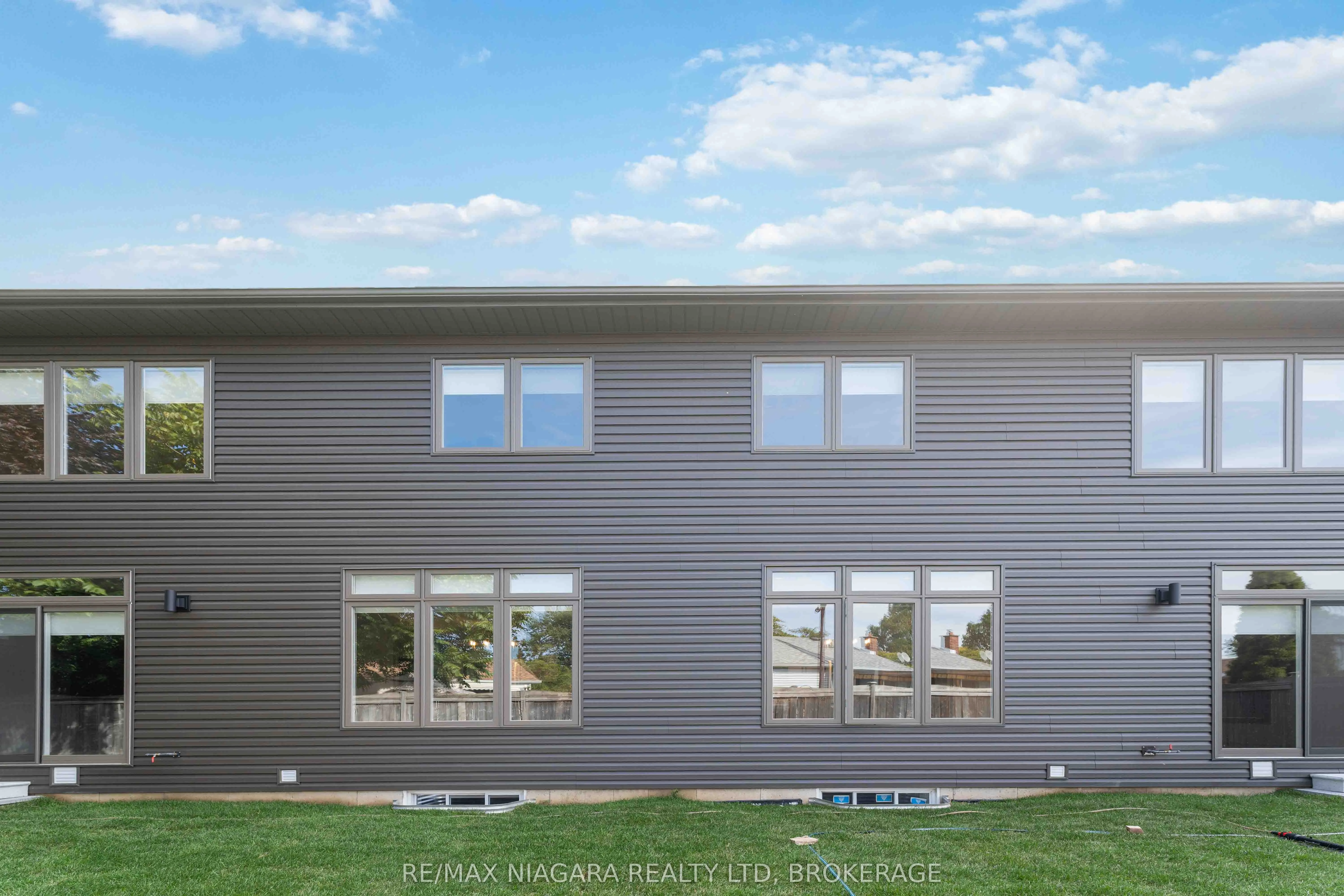 37 Buchanan Road, #B