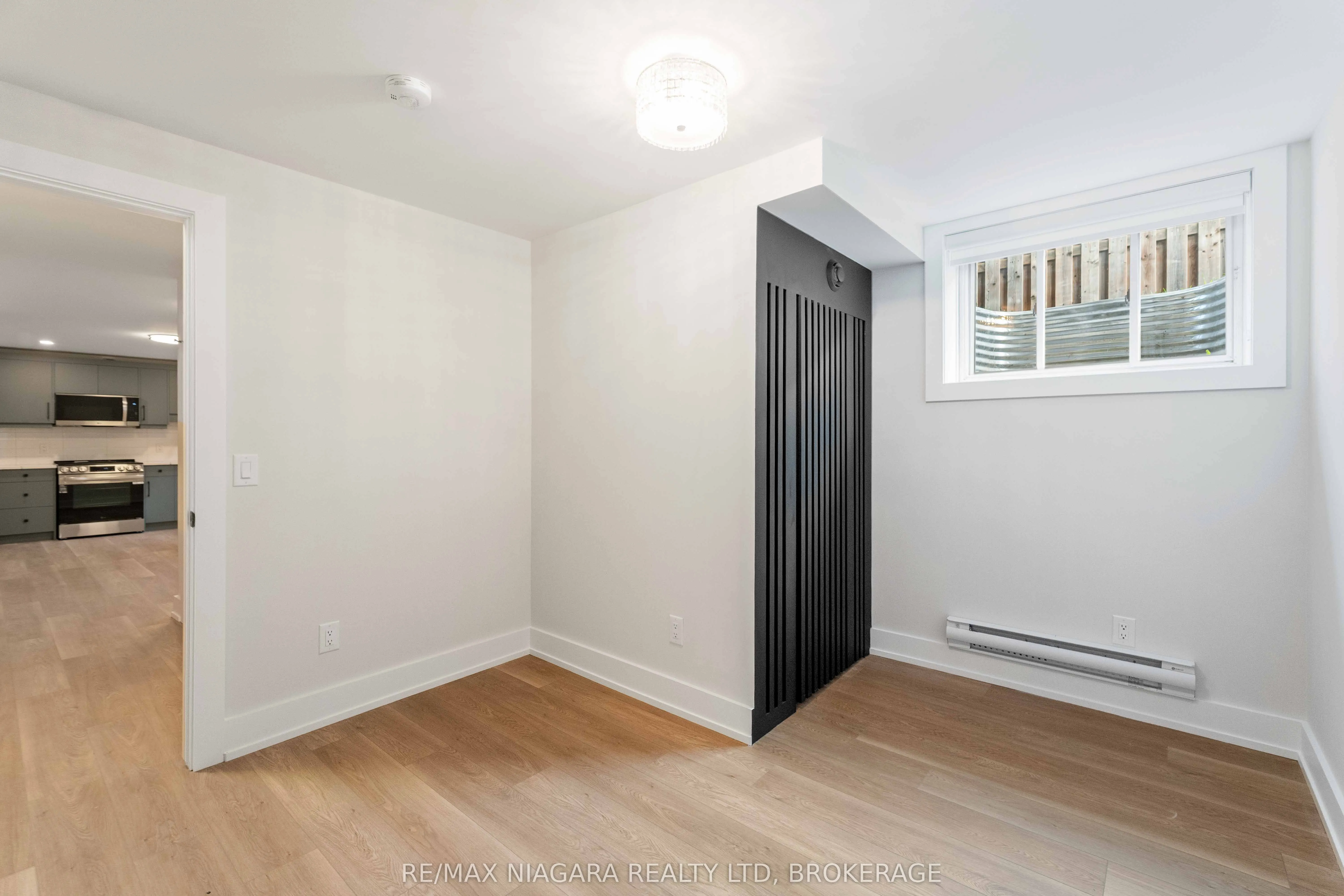 37 Buchanan Road, #B