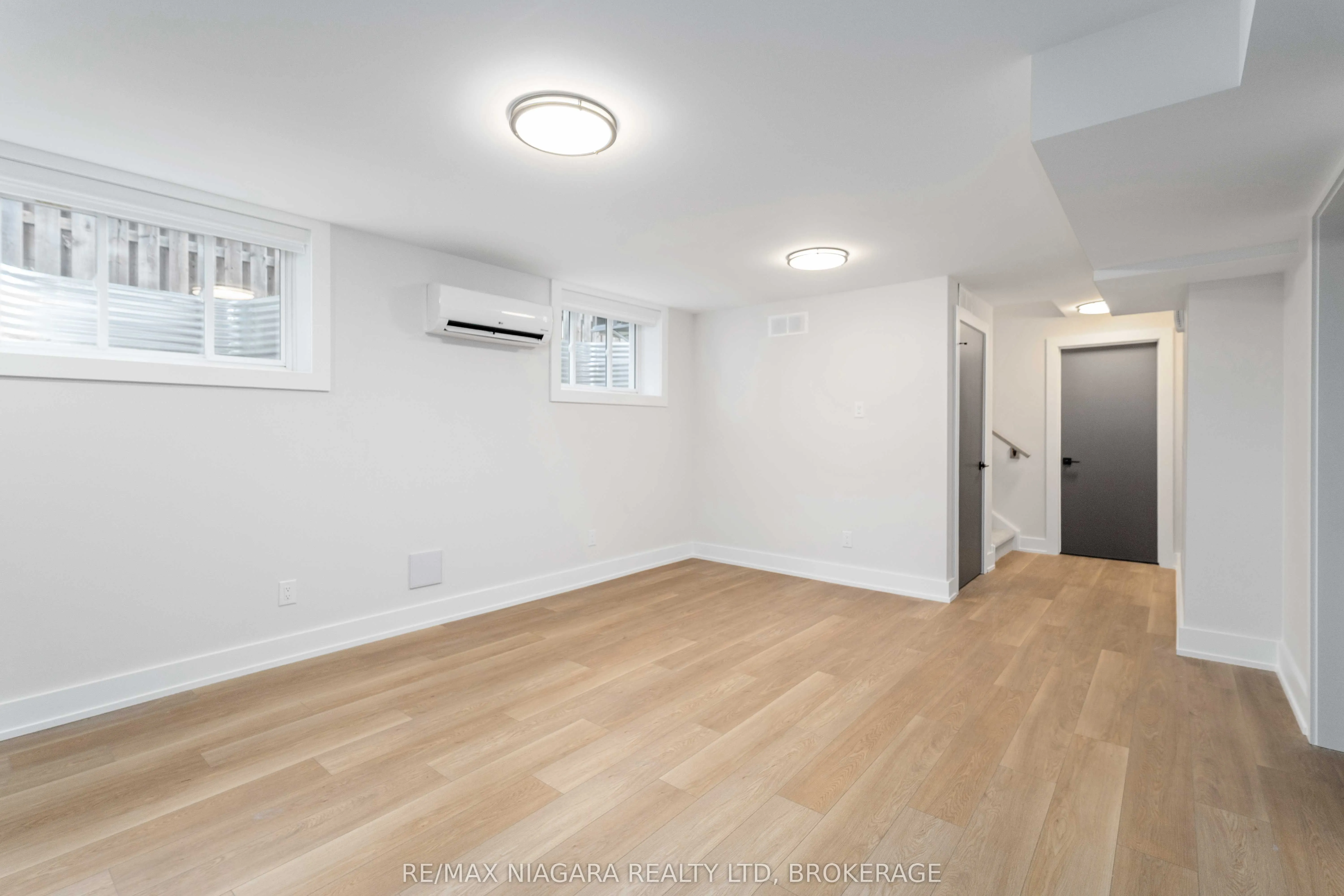 37 Buchanan Road, #B