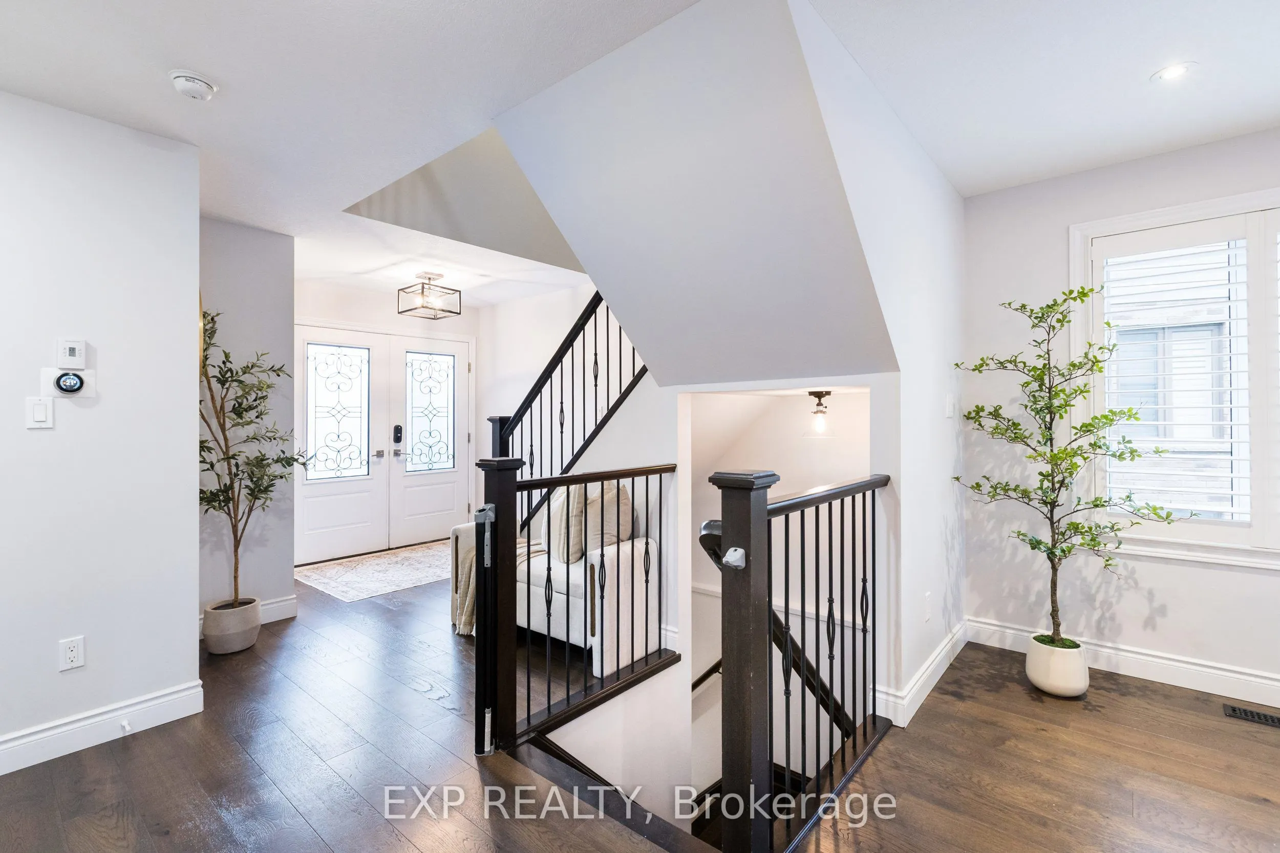 2180 YELLOWBIRCH Place