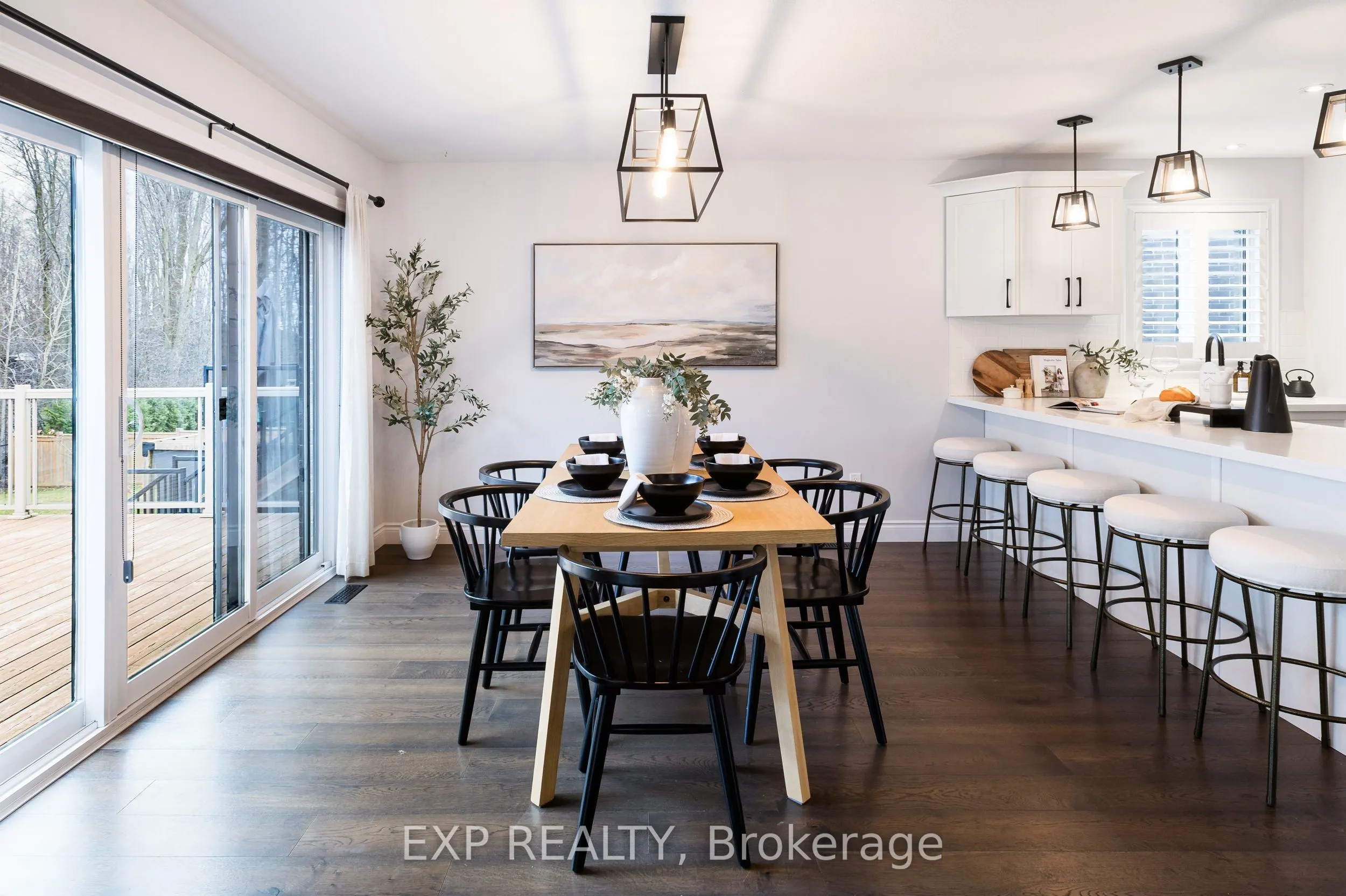 2180 YELLOWBIRCH Place