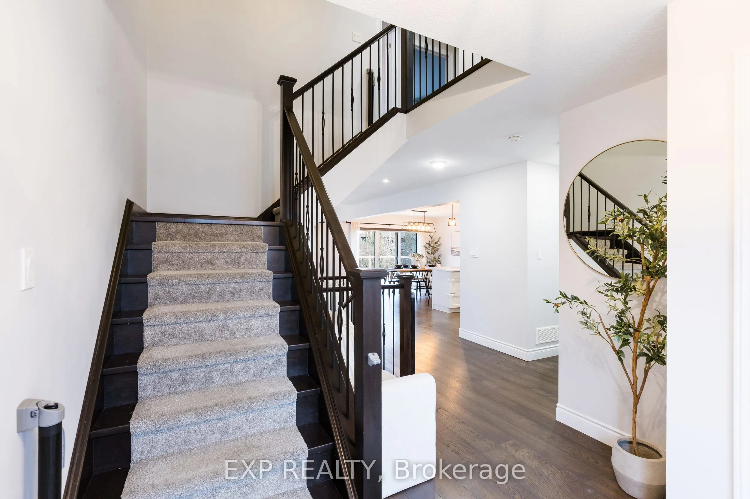 2180 YELLOWBIRCH Place