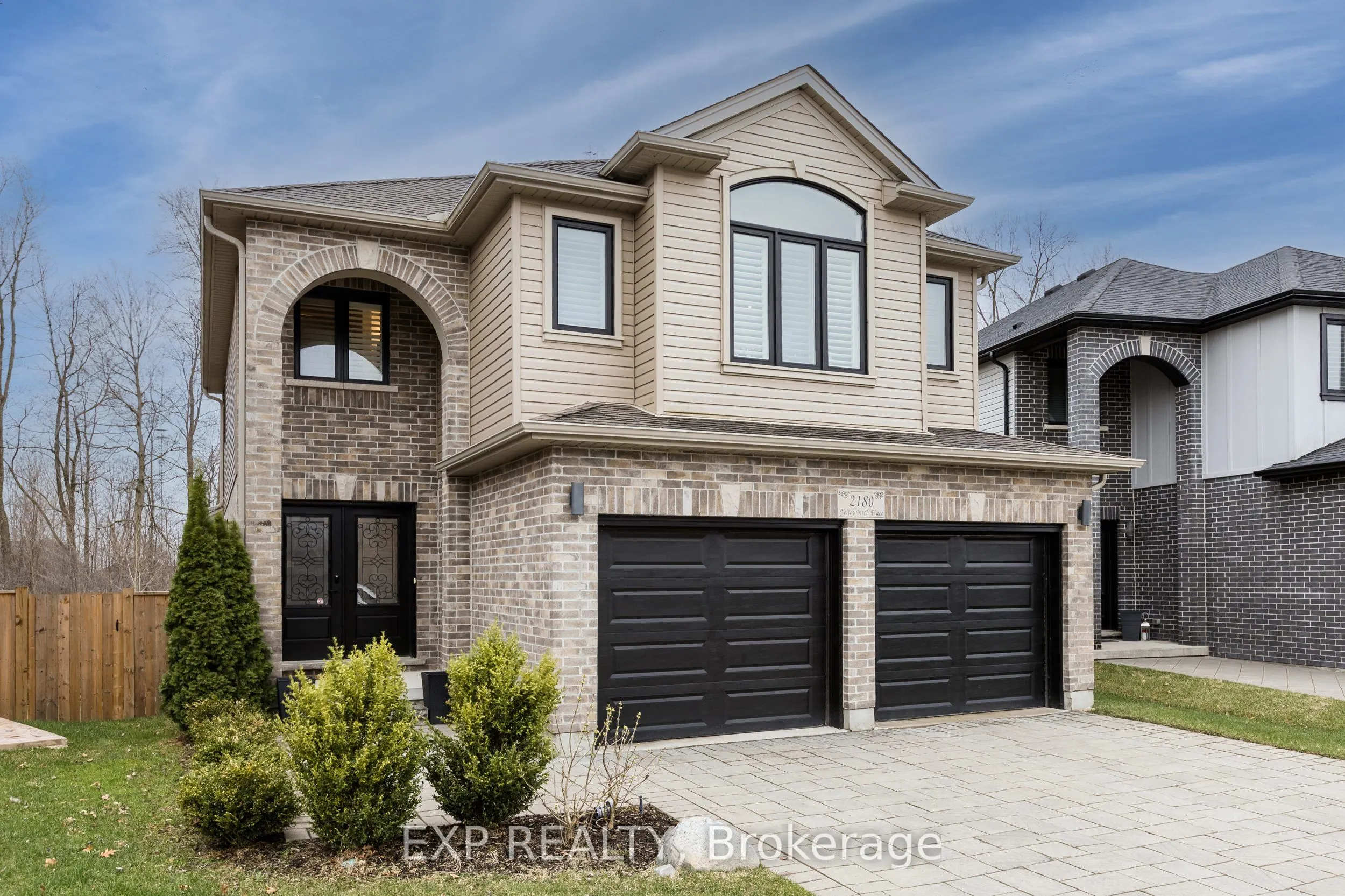 2180 YELLOWBIRCH Place