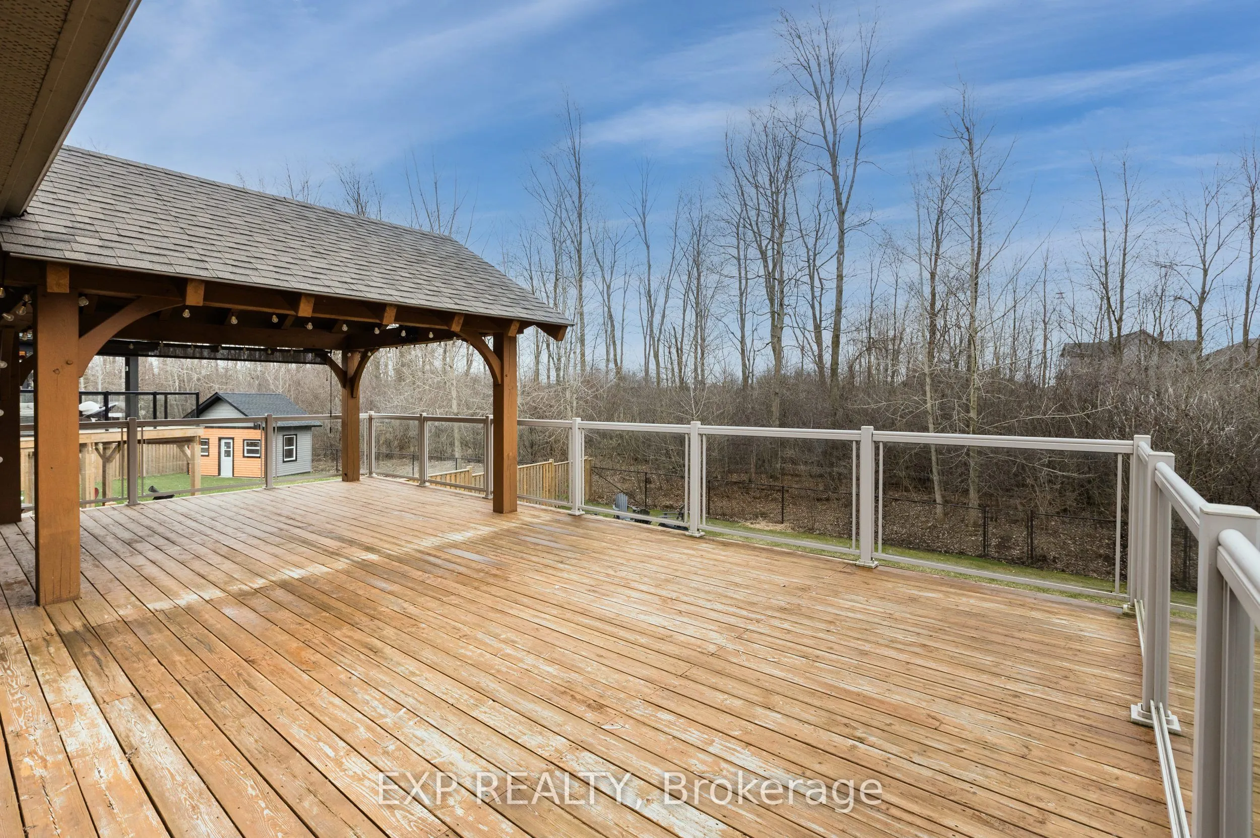 2180 YELLOWBIRCH Place