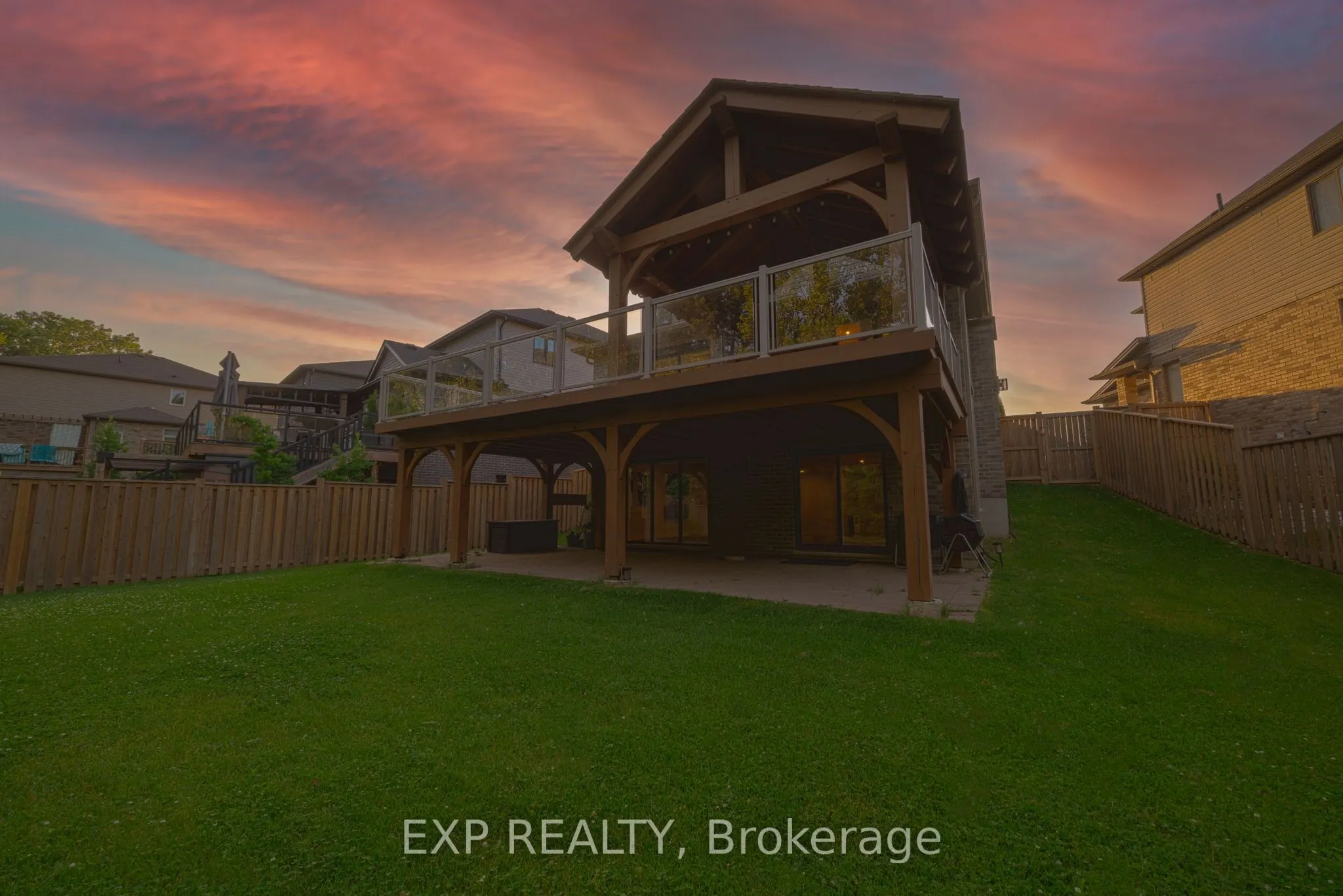 2180 YELLOWBIRCH Place