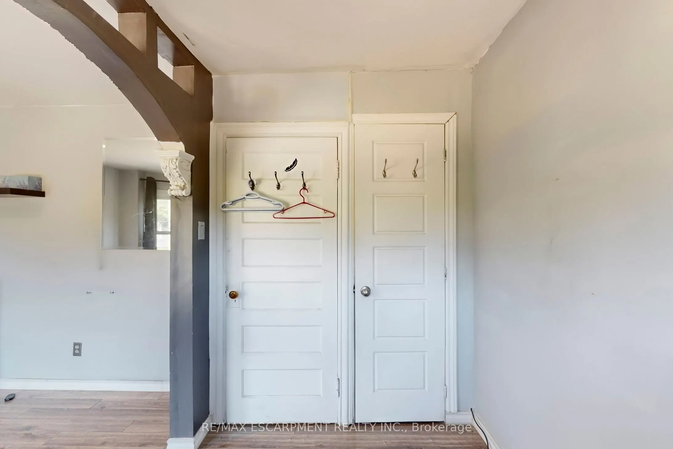 206 Locke Street N