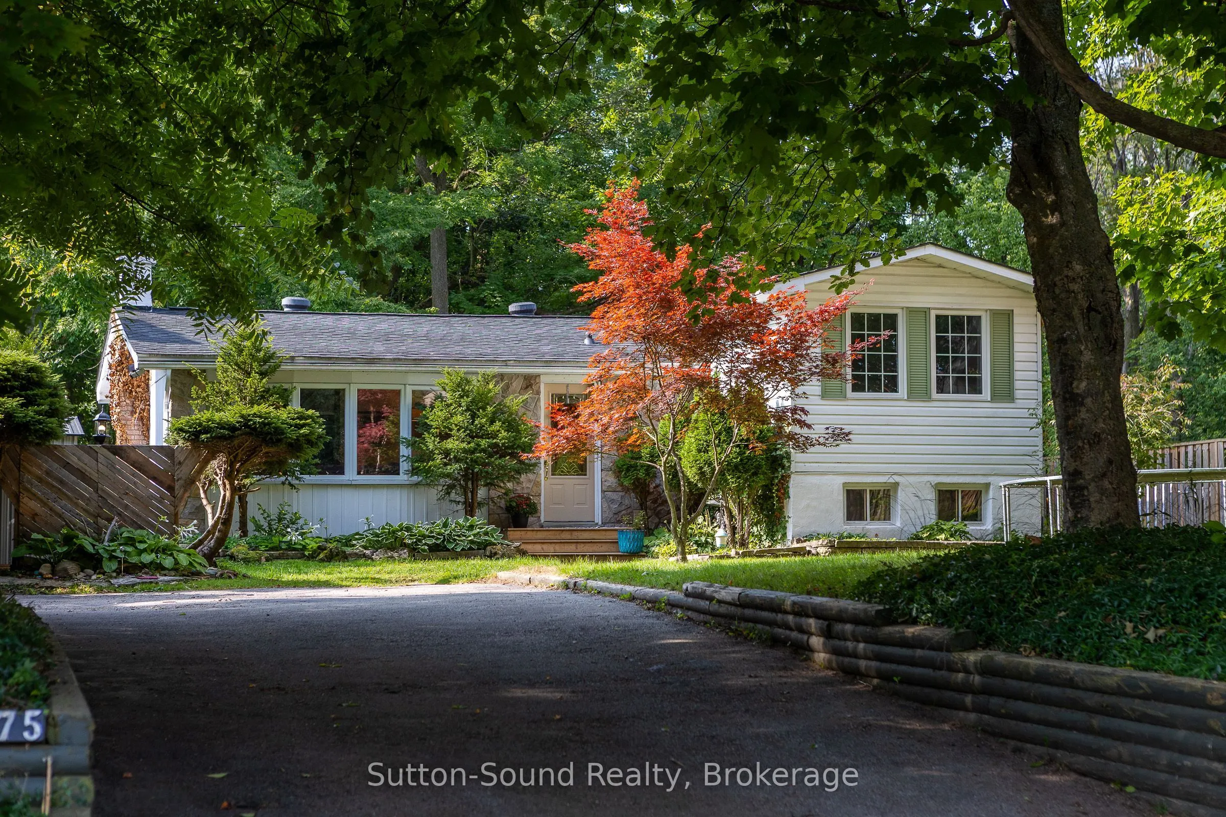 475 20th Street W