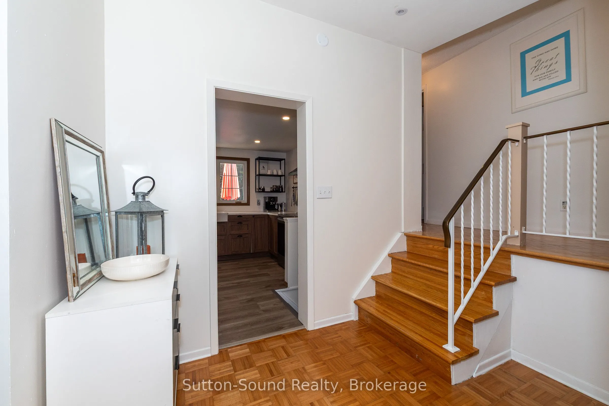 475 20th Street W